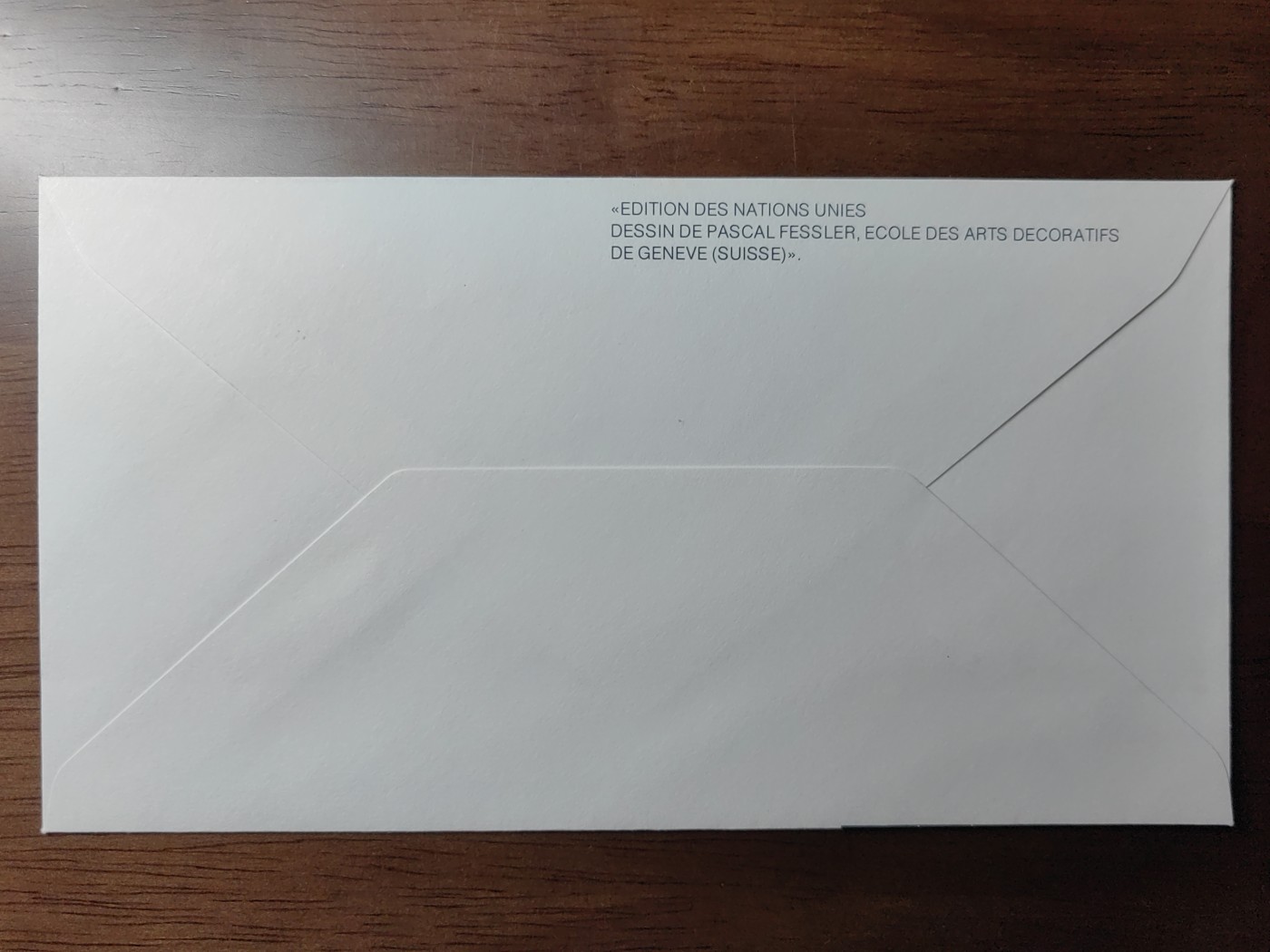 外国邮和小本票精品专场（秒杀和拍卖）第①⑥场 联合国1982 和平利用外层空间（烫金印刷）