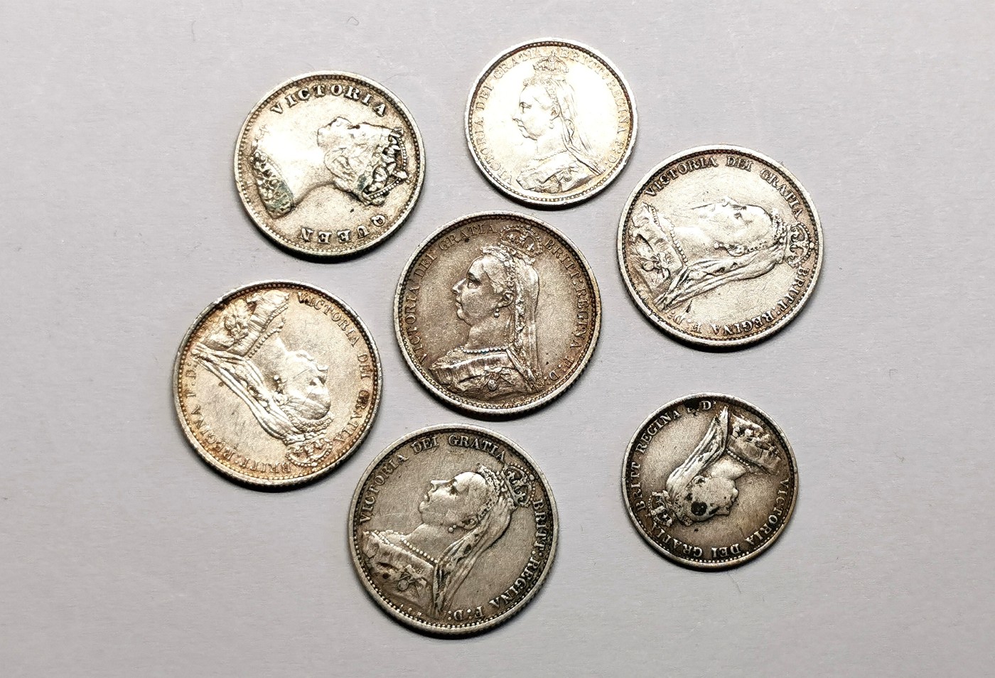 凡希社世界钱币微拍第二百五十一期 老维银辅币七枚一组