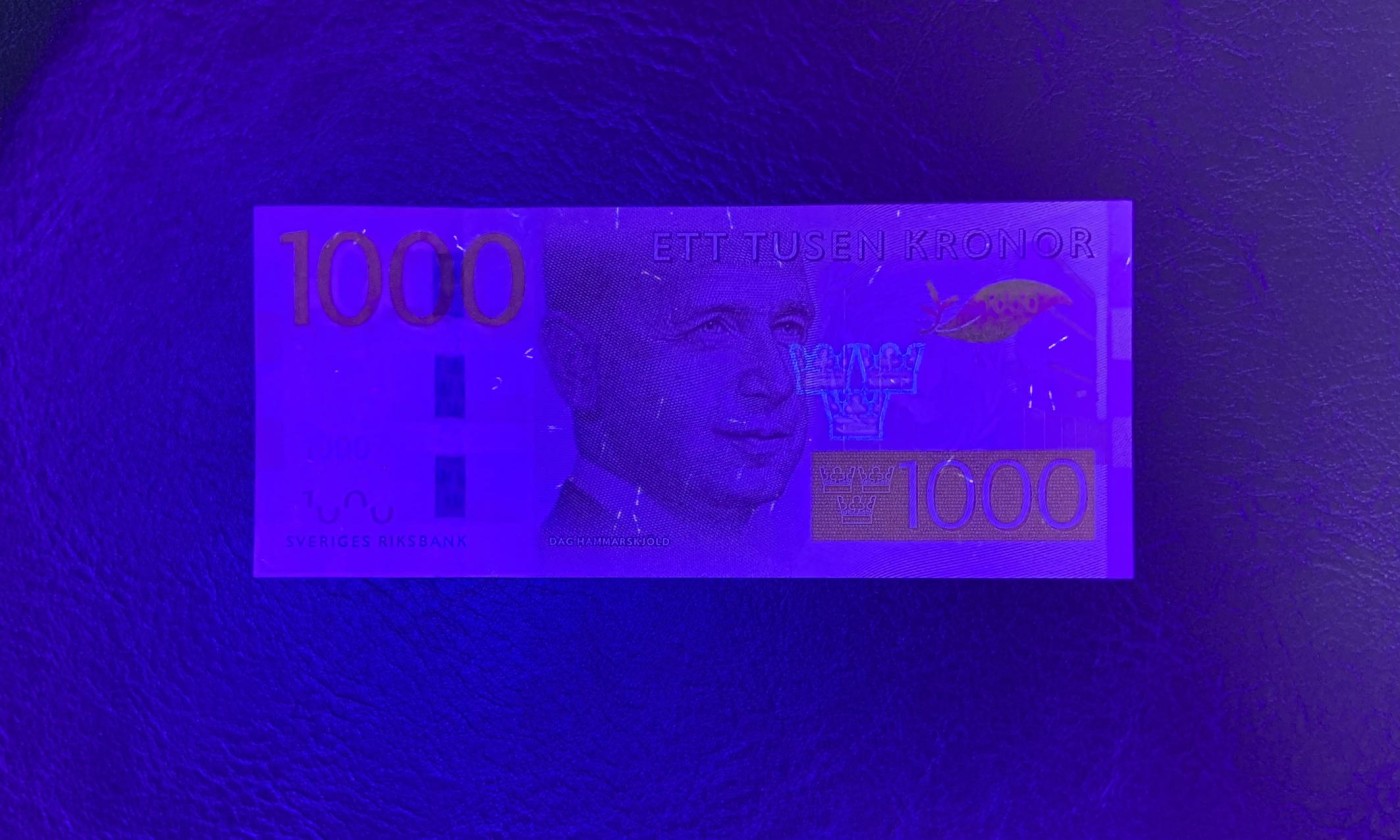 收藏联盟Quantum Auction 第298期拍卖  瑞典2015年1000克朗 品相UNC 角微瑕 瑞典前外长 第二任联合国秘书长达格·哈马舍尔德