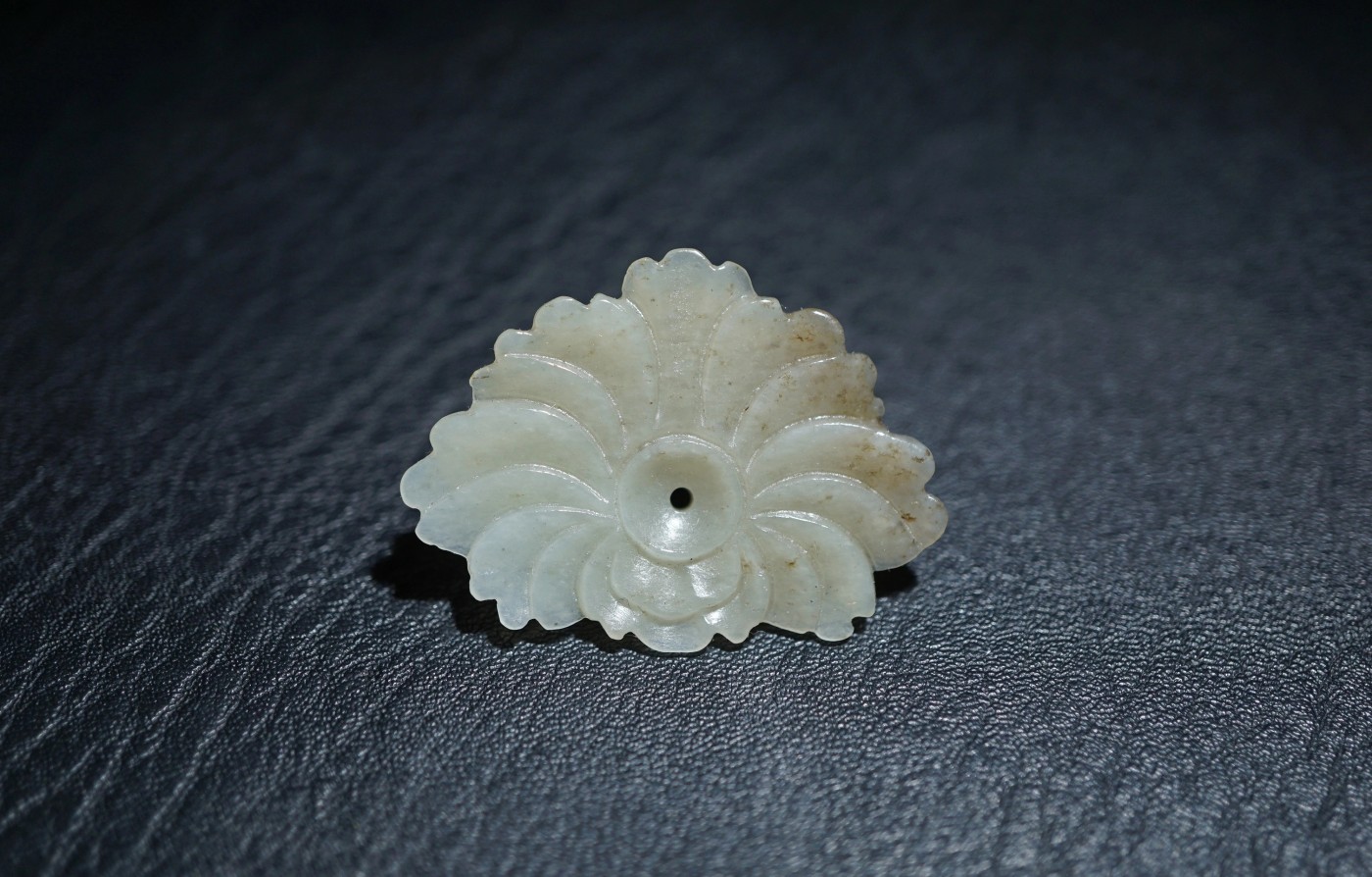 特色精品｜拍卖专场 明清老和田玉宝相花花片｜尺寸详见图8⃣️