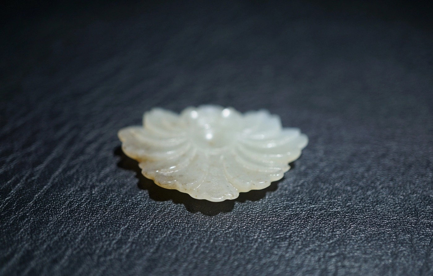 特色精品｜拍卖专场 明清老和田玉宝相花花片｜尺寸详见图8⃣️