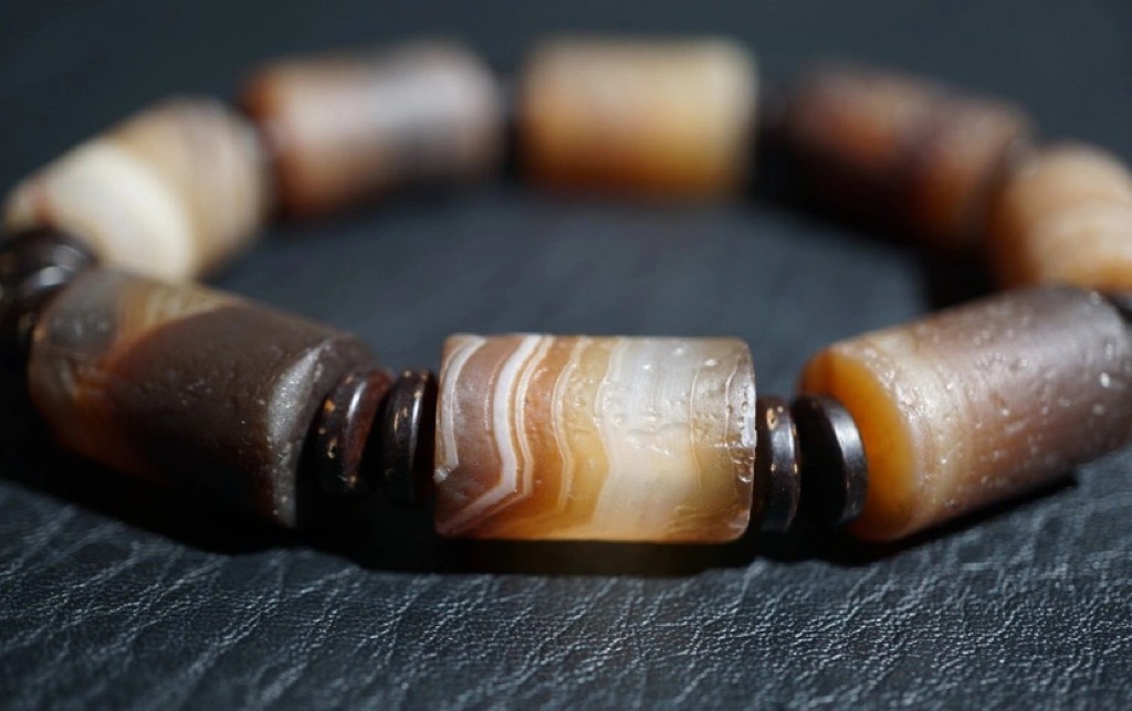 特色精品｜拍卖专场 西亚老玛瑙风化手串｜尺寸1.17