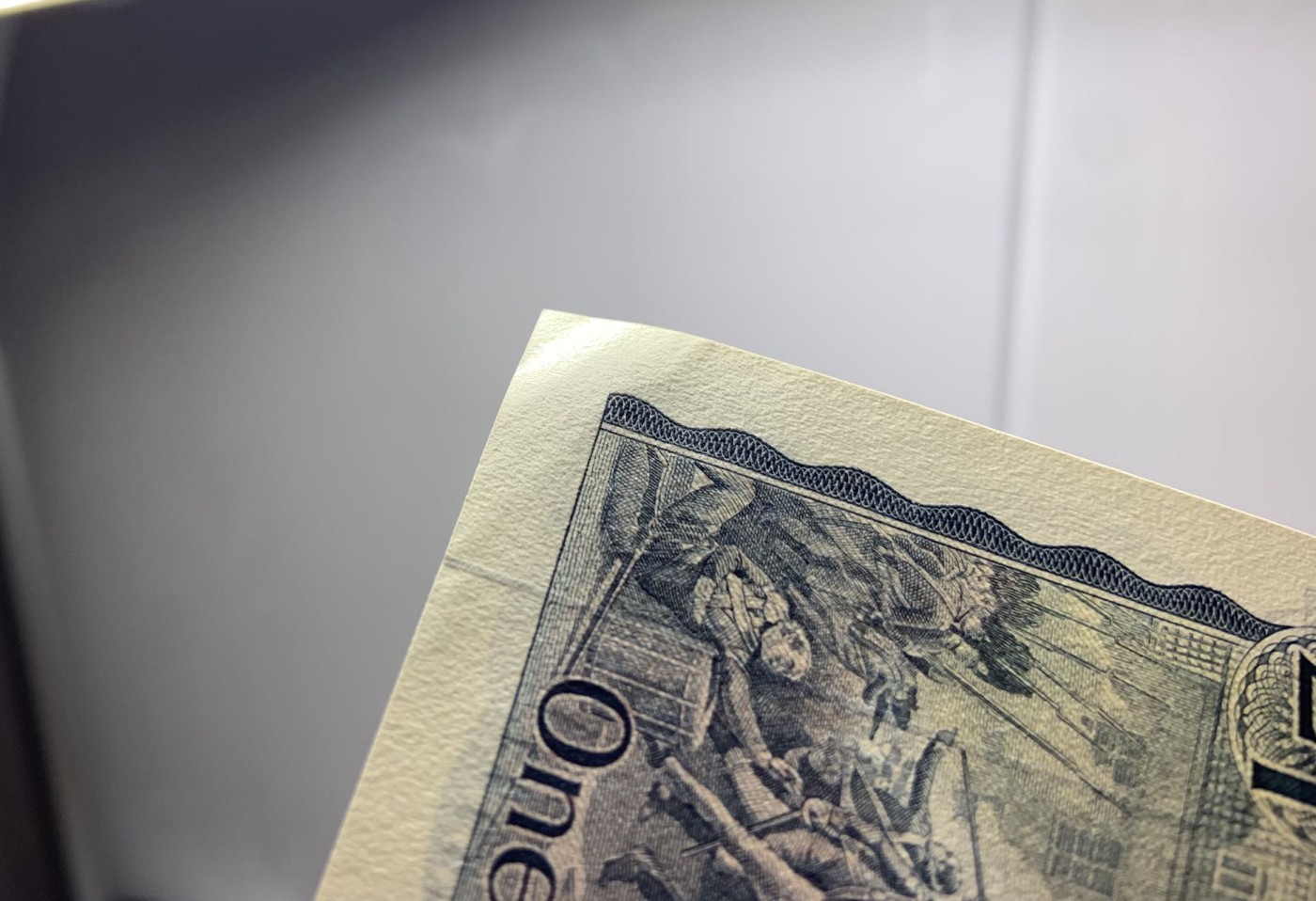 收藏联盟Quantum Auction 第298期拍卖  英国和英属，新西兰纸币7张 品相如图 英国1镑为UNC 新西兰和泽西岛为UNC-