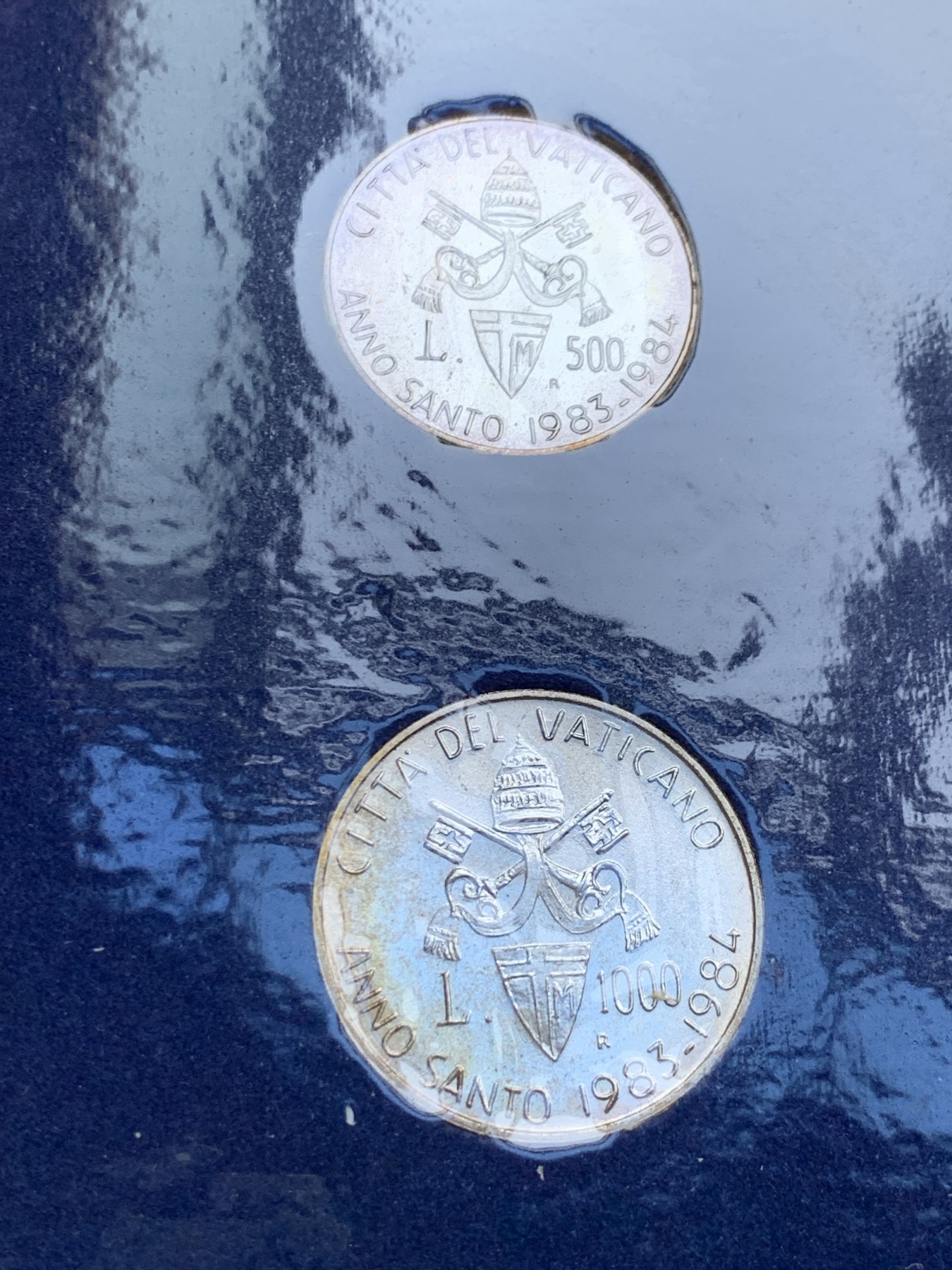 《竞宝斋》第208场-周日，周一 2场 (全场包邮) 梵蒂冈1983-84，双年份、天主圣年套币，官方原厂卡册