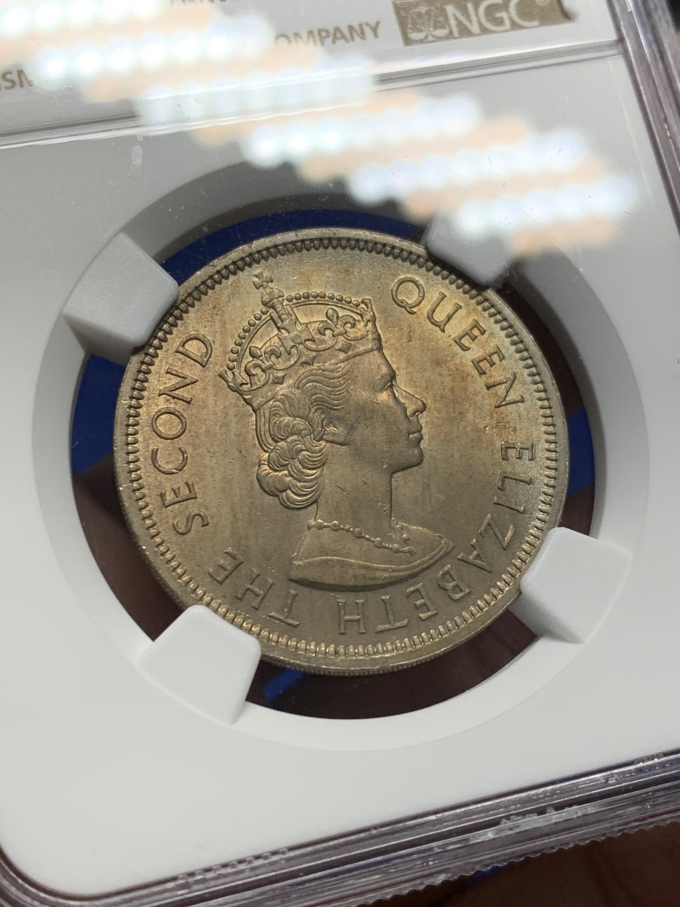 《竞宝斋》第208场-周日，周一 2场 (全场包邮) NGC MS64 香港1960年一元大饼币