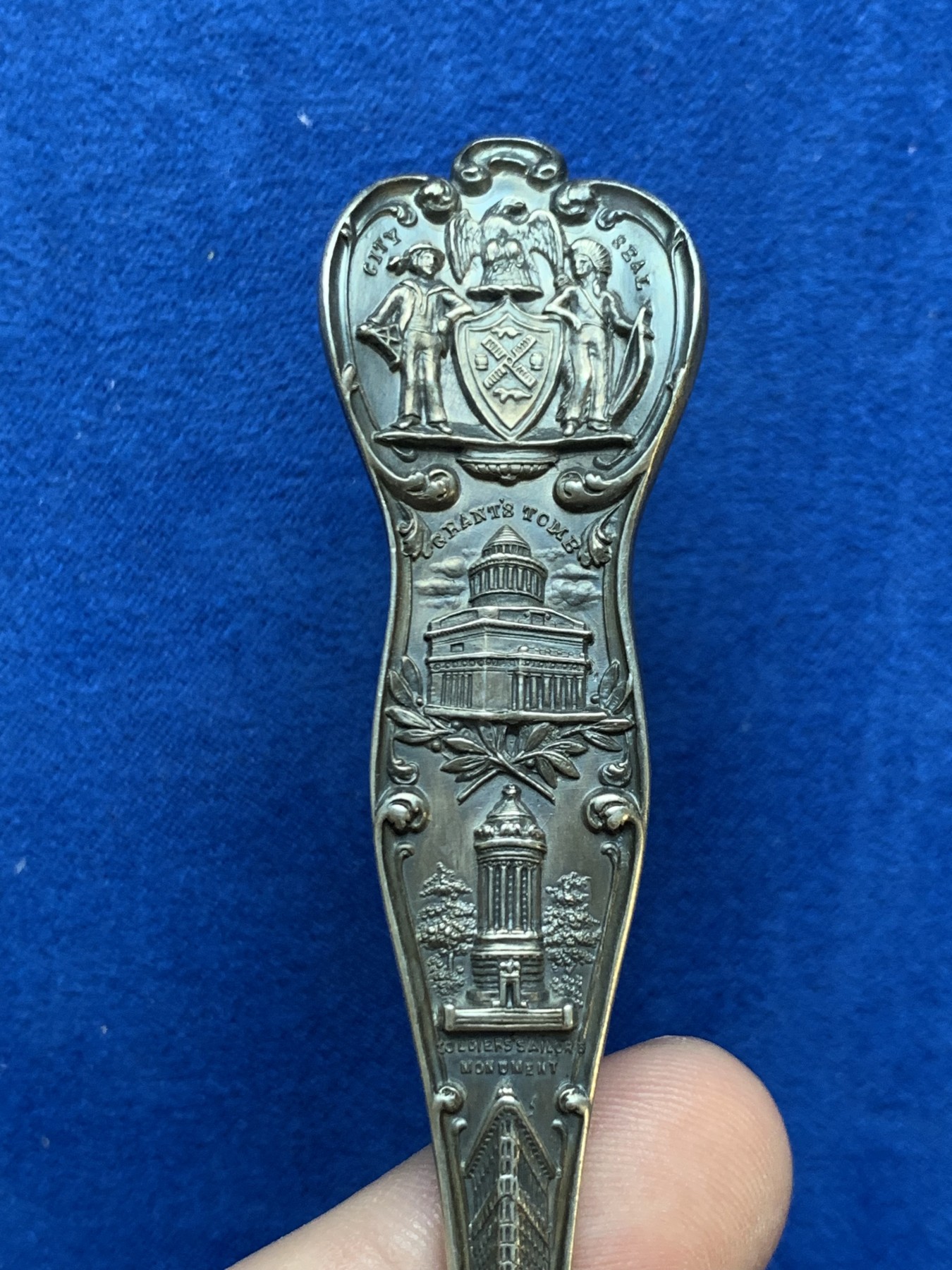 《竞宝斋》第208场-周日，周一 2场 (全场包邮) 古董艺术银勺 S925 纽约旅游 15cm 19.7g