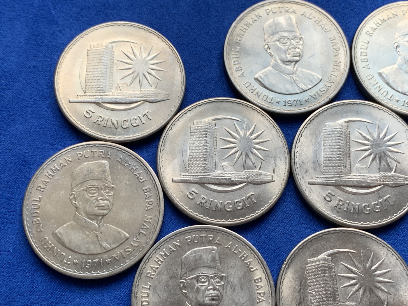 《竞宝斋》第208场-周日，周一 2场 (全场包邮) 10枚一组 马来西亚5吉林特克朗型纪念币，单枚37mm 大镍币