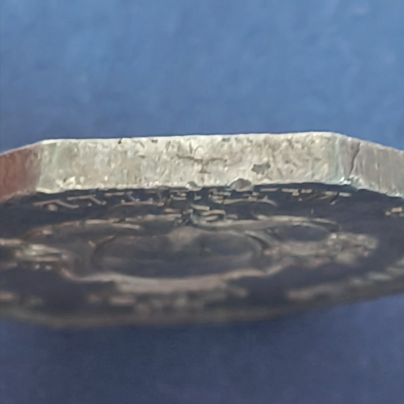 外国章牌第十八期 马赛港八角银章，33mm，1830 年代制作，油灯边铭