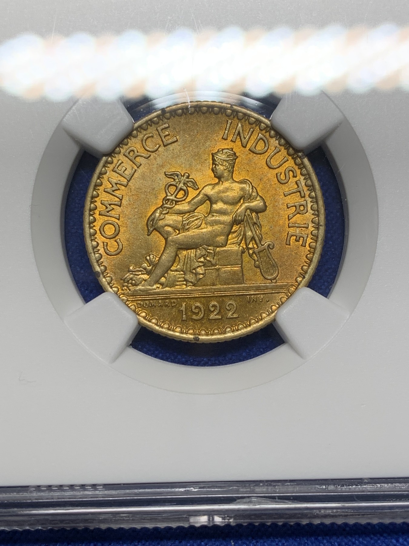 《竞宝斋》第208场-周日，周一 2场 (全场包邮) NGC MS63 法国1922年1法郎星神铜币