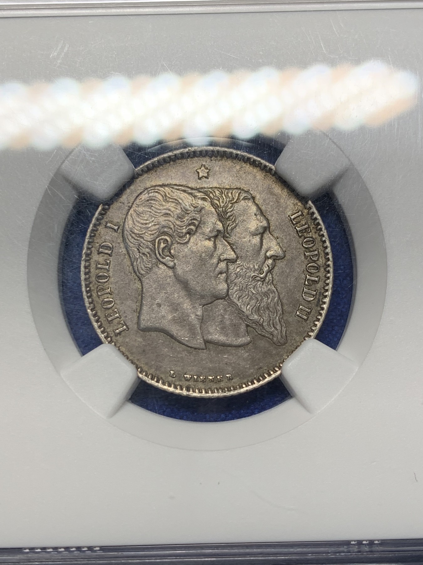 《竞宝斋》第208场-周日，周一 2场 (全场包邮) NGC MS62 比利时1880年建国50周年纪念1法郎银币，数量较少