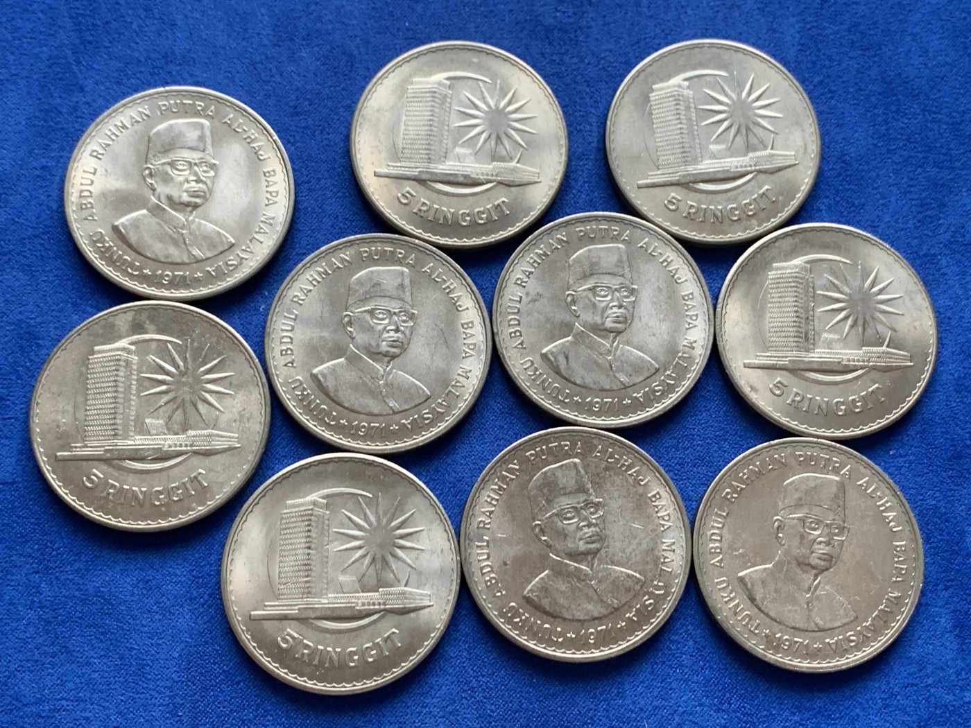 《竞宝斋》第208场-周日，周一 2场 (全场包邮) 10枚一组 马来西亚5吉林特克朗型纪念币，单枚37mm 大镍币