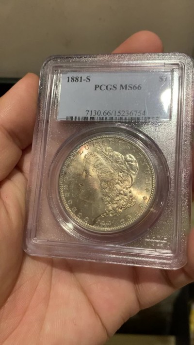 《竞宝斋》第208场-周日，周一 2场 (全场包邮) PCGS-MS66 美国 摩根银元 1881-S 正面淡红彩 漂亮