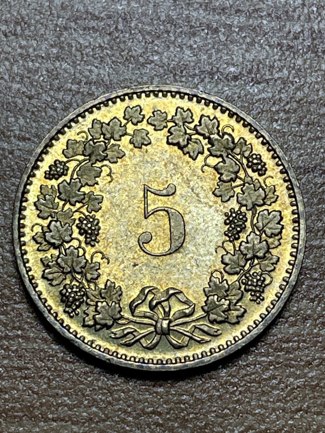 神仙姐姐散币专场第三期（无佣金，预留一期） 1983年瑞士5生丁黄铜美品