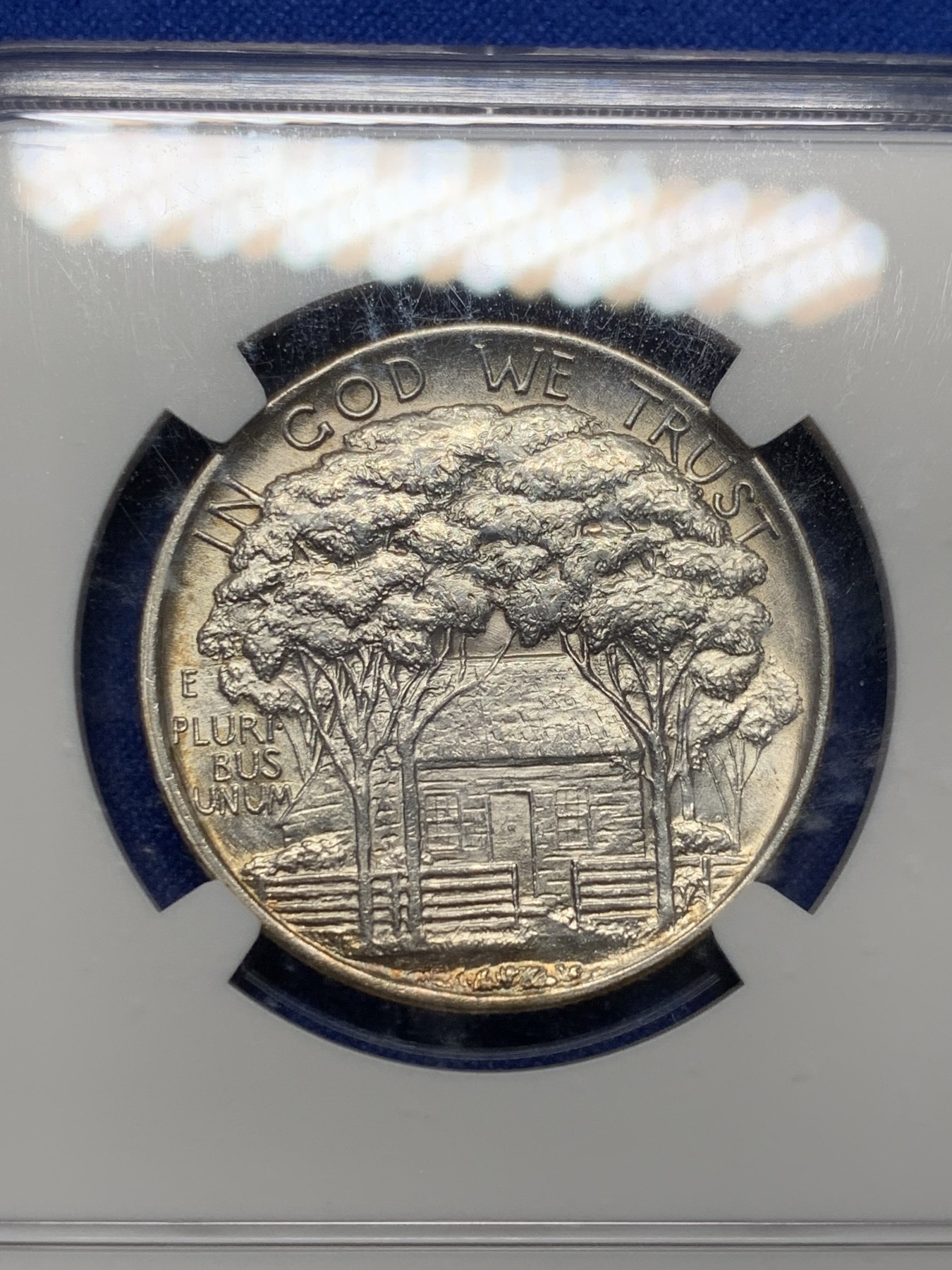 《竞宝斋》第208场-周日，周一 2场 (全场包邮) NGC-UNCD 美国1922年格兰特将军 半美元纪念银币  带点彩 整体状态不错