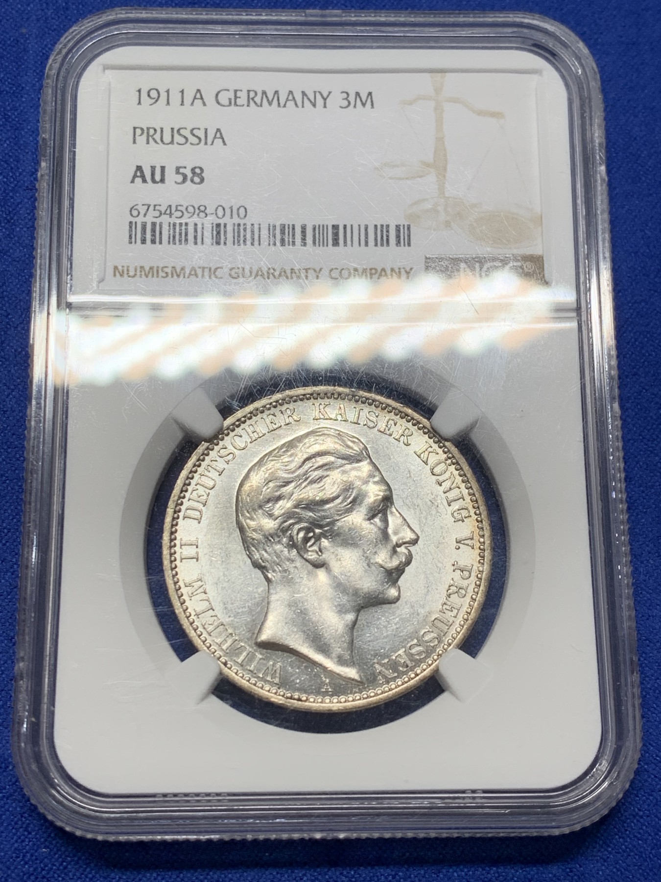 《竞宝斋》第208场-周日，周一 2场 (全场包邮) NGC AU58 德国1911版大头3马克银币，转光强烈