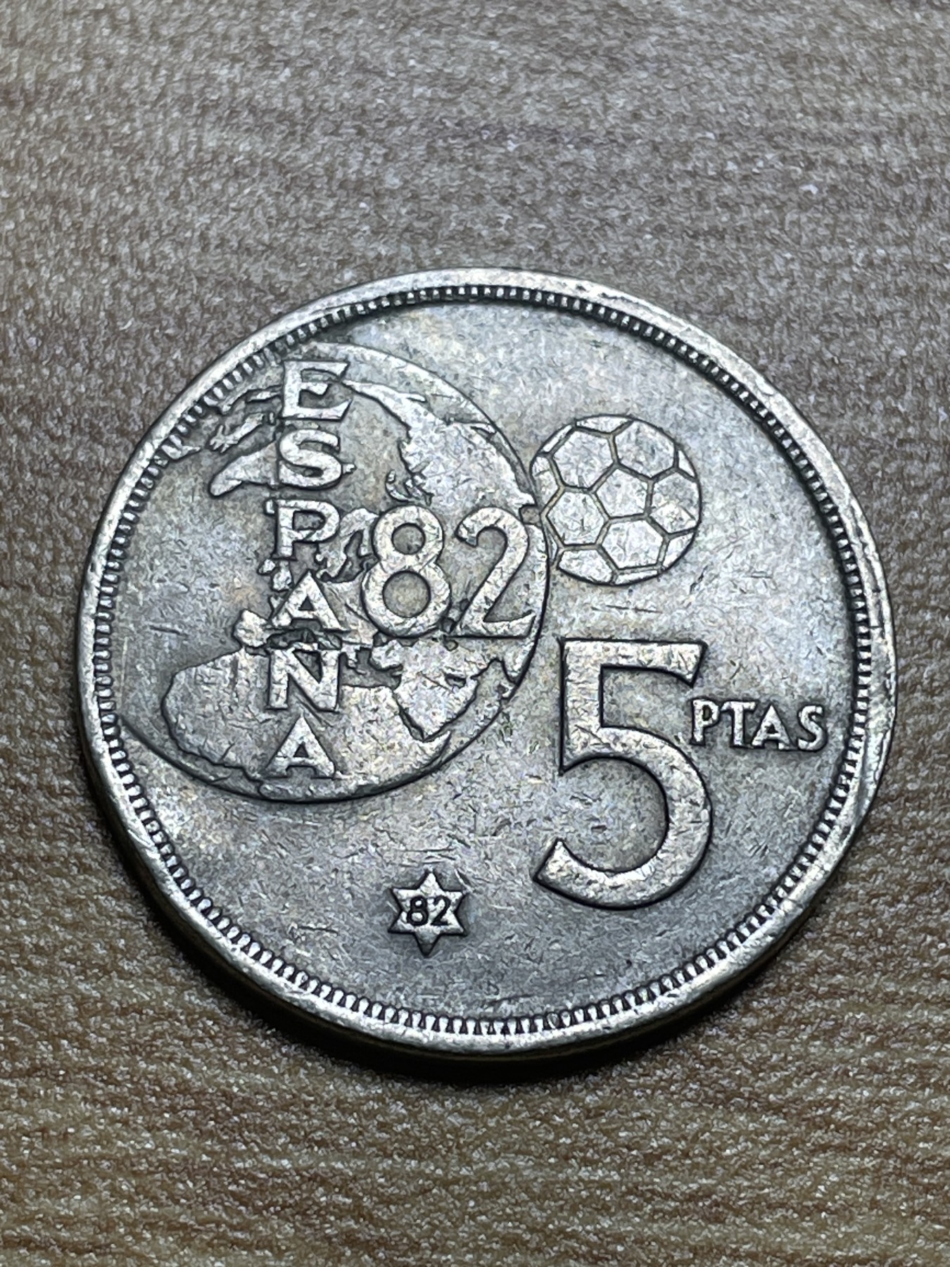 神仙姐姐散币专场第三期（无佣金，预留一期） 1980年巴西足球世界杯纪念币5比塞塔