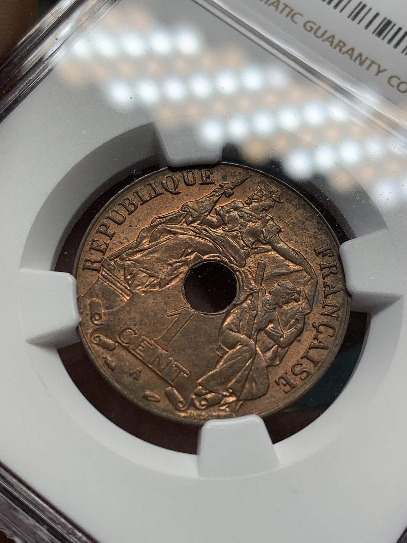 《竞宝斋》第208场-周日，周一 2场 (全场包邮) NGC-MS63RB 法属印支1938A百分之一铜币，玛丽安娜女神，汉字经典品种。铜光靓丽