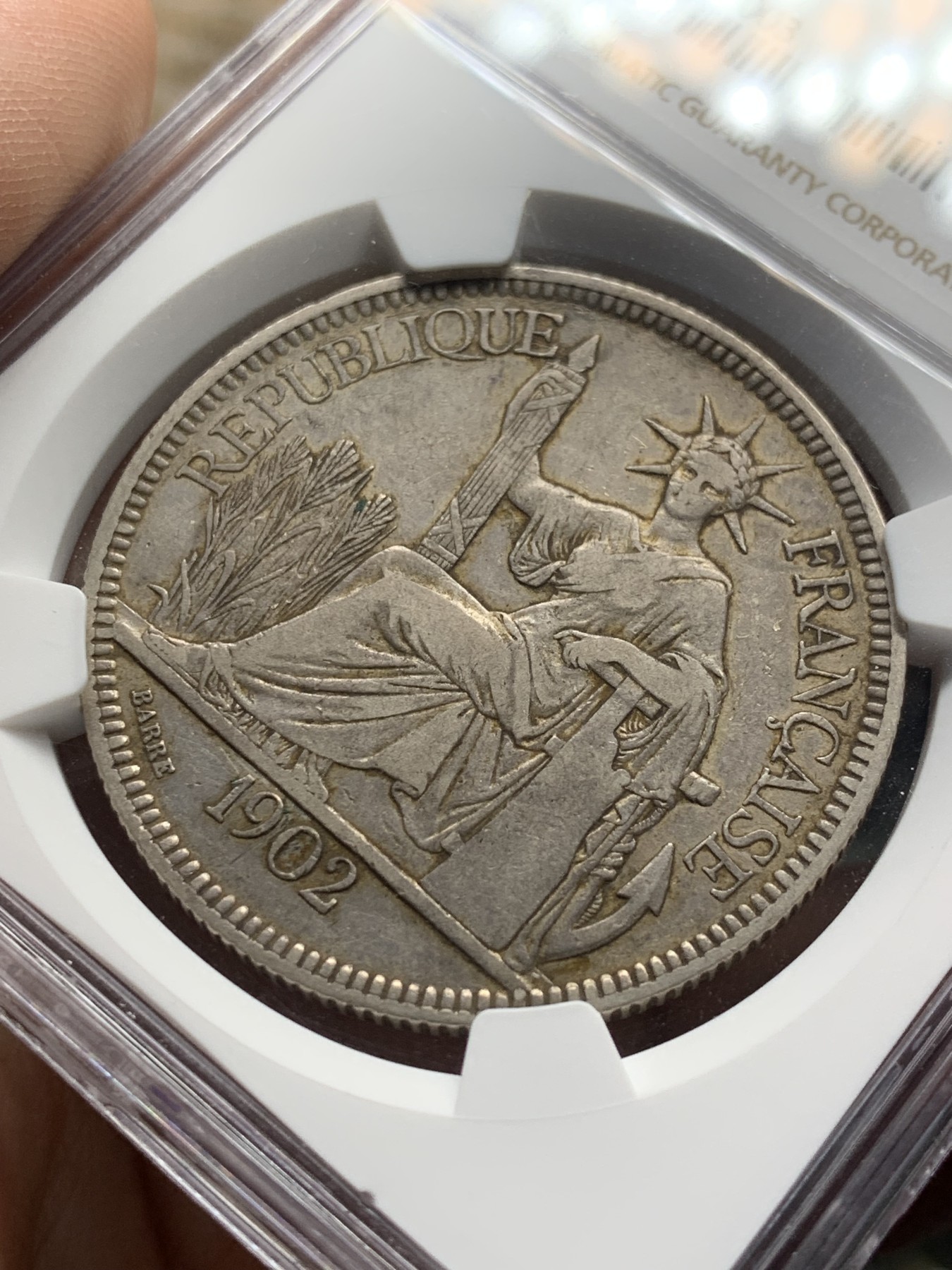 《竞宝斋》第208场-周日，周一 2场 (全场包邮) NGC-XF45 法属坐洋1皮亚斯特银币 1902A 原味 状态好