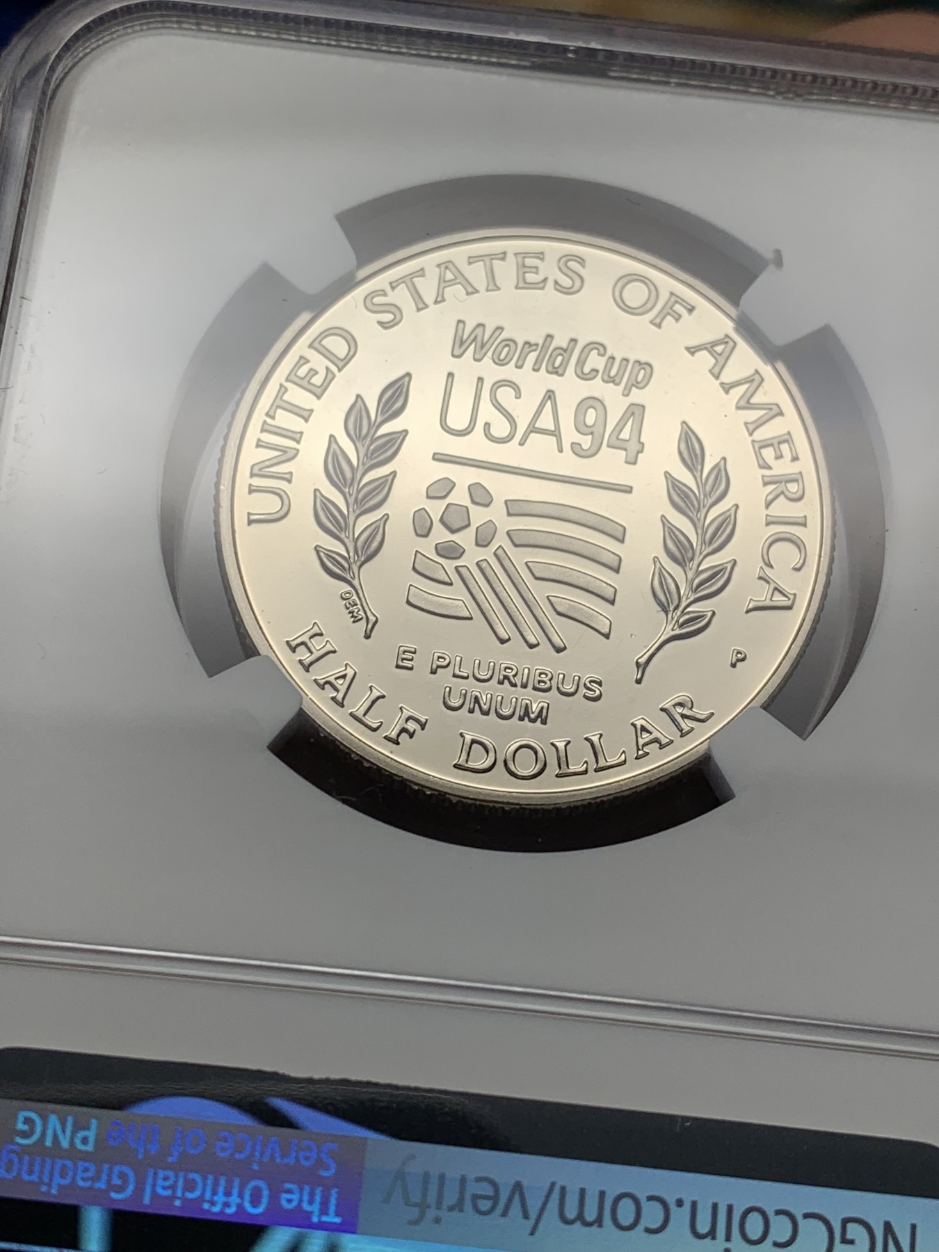 《竞宝斋》第208场-周日，周一 2场 (全场包邮) NGC PF69UC 美国1994年世界杯半美元