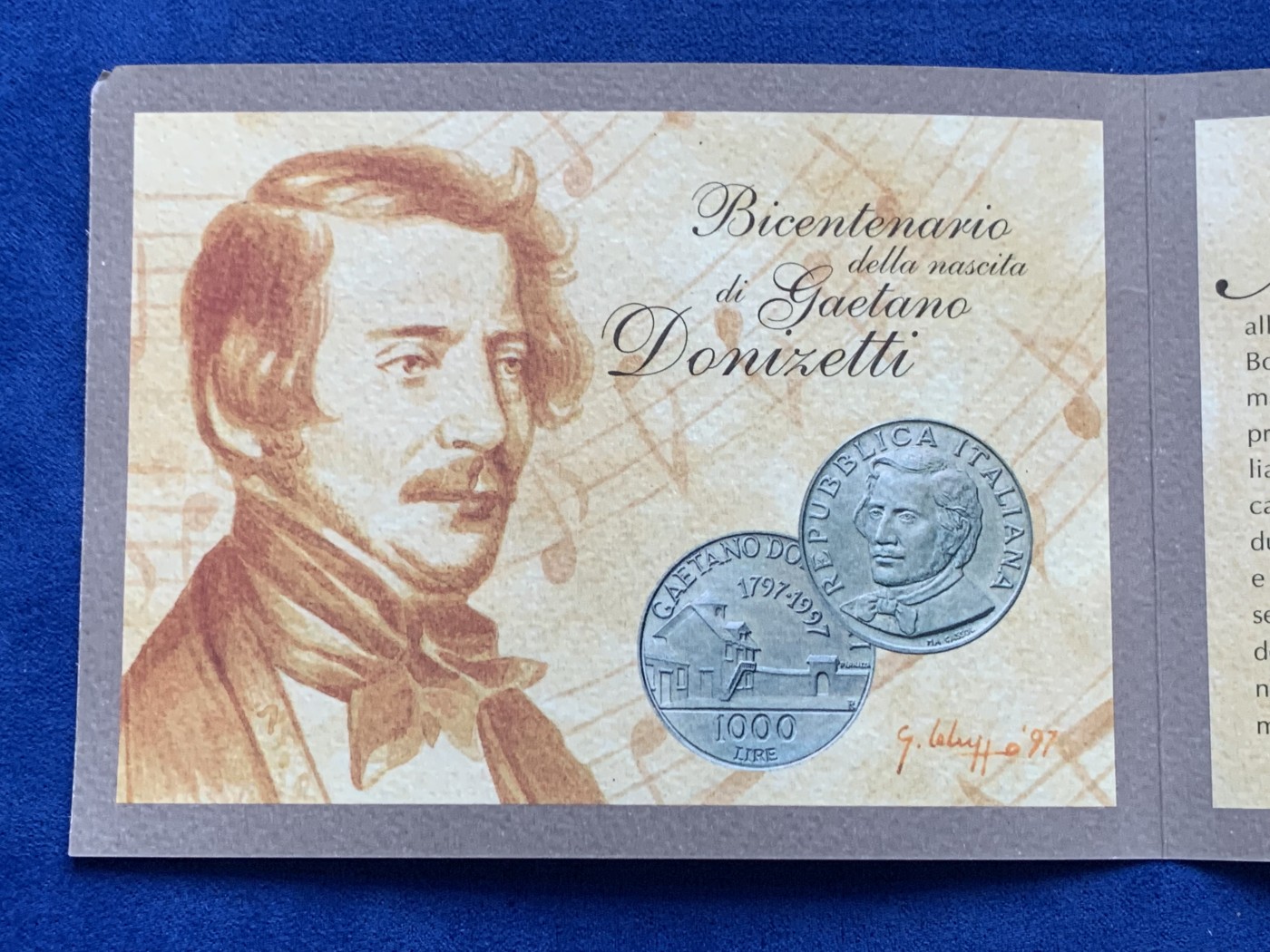 《竞宝斋》第208场-周日，周一 2场 (全场包邮) 意大利1997年精制套币。纪念人物为浪漫主义歌剧乐派的多尼采蒂，诺贝尔文学奖获得者。另200里拉与500里拉双色币也是独年设计
