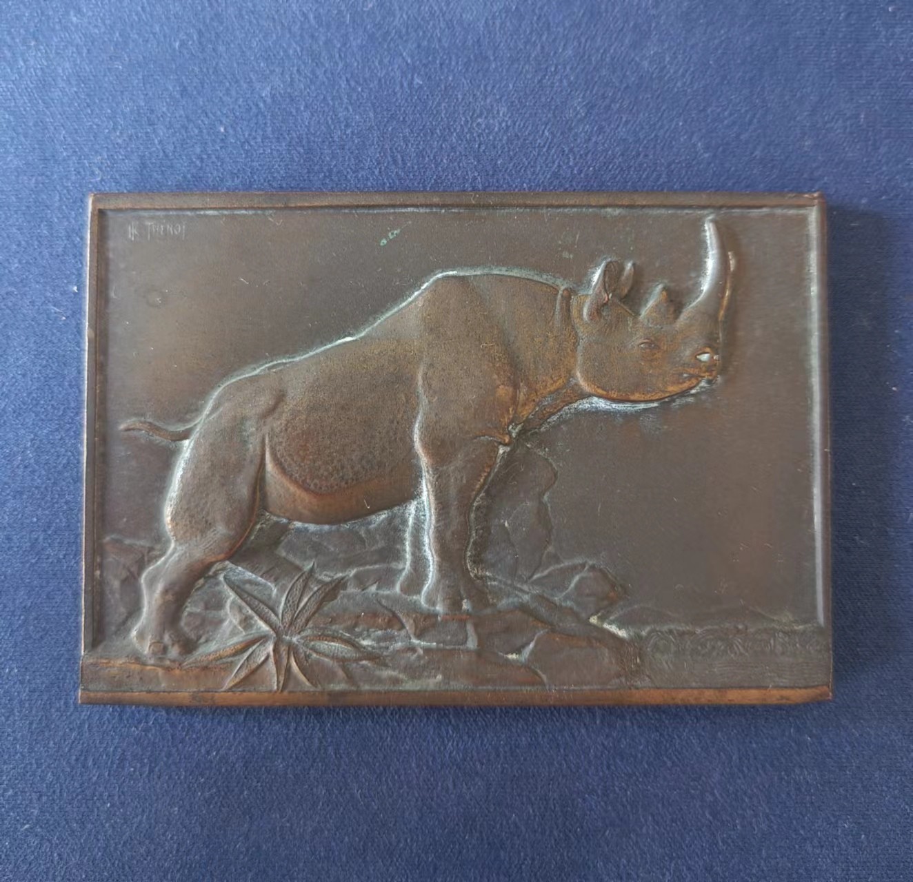 外国章牌第十八期 犀牛铜章，Thenot 动物系列，73x50mm，丰饶角边铭