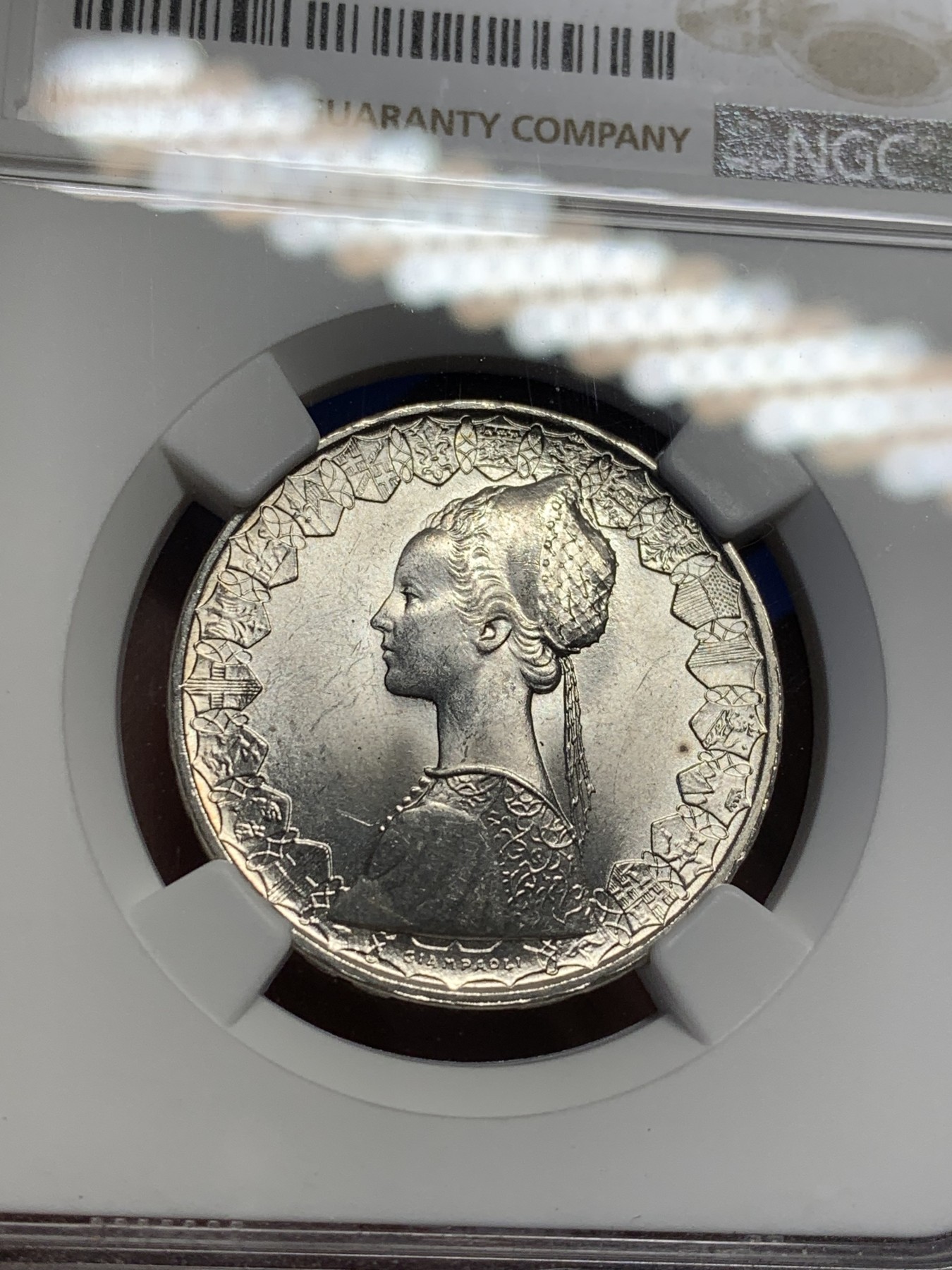 《竞宝斋》第208场-周日，周一 2场 (全场包邮) NGC MS63 意大利1958年500里拉银币 漂亮人妻带点彩 年份少见