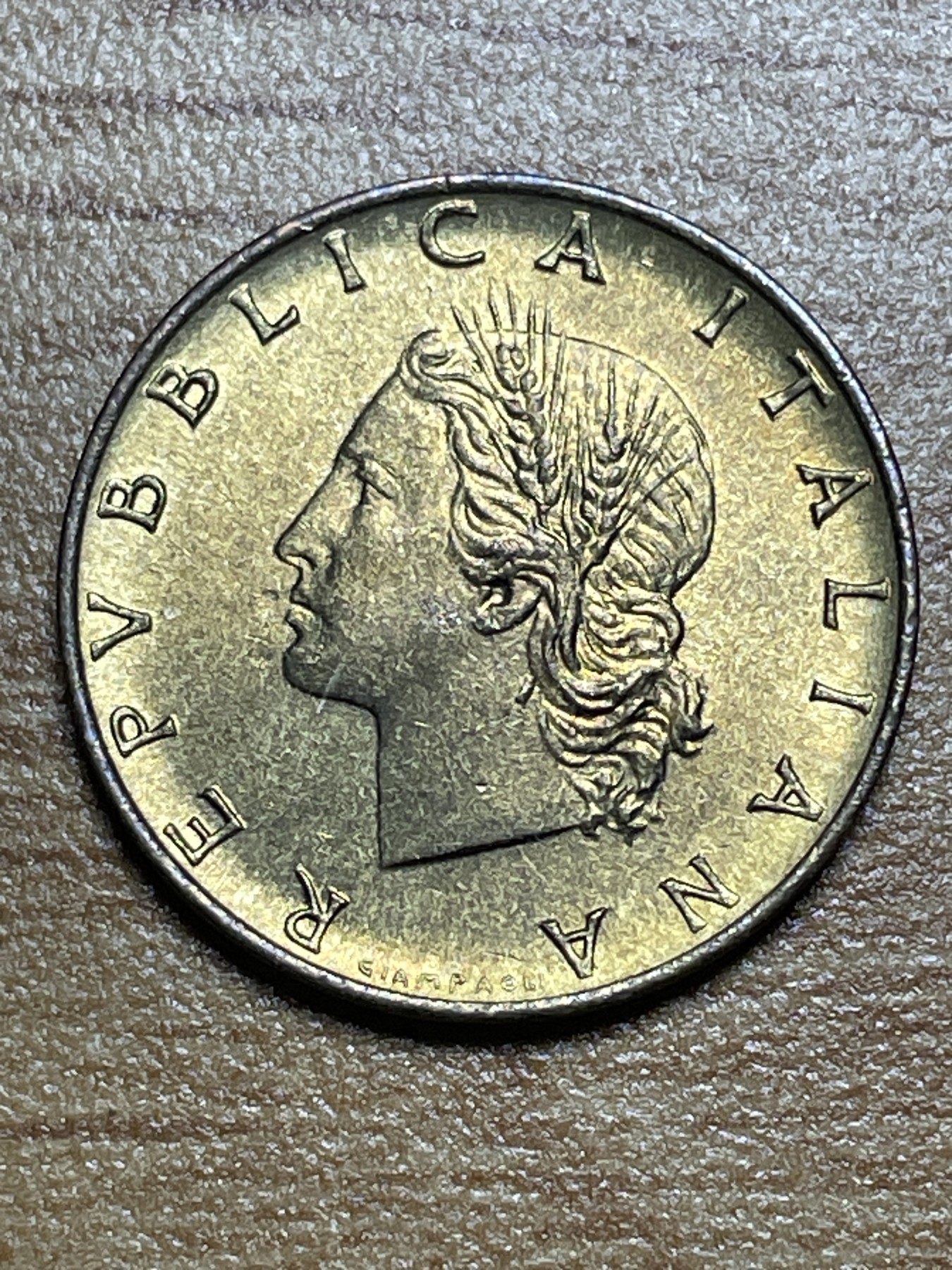 神仙姐姐散币专场第三期（无佣金，预留一期） 1979年意大利20里拉黄铜纪念币