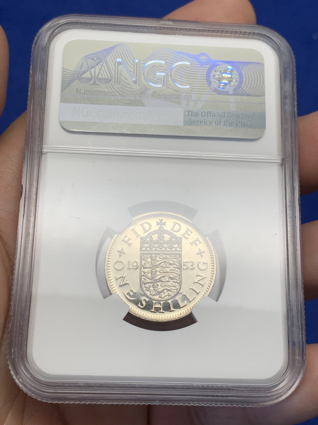 《竞宝斋》第208场-周日，周一 2场 (全场包邮) NGC-PF65 英国 1953年 1先令（English Crest) 伊丽莎白二世 镜面强烈 高凝霜