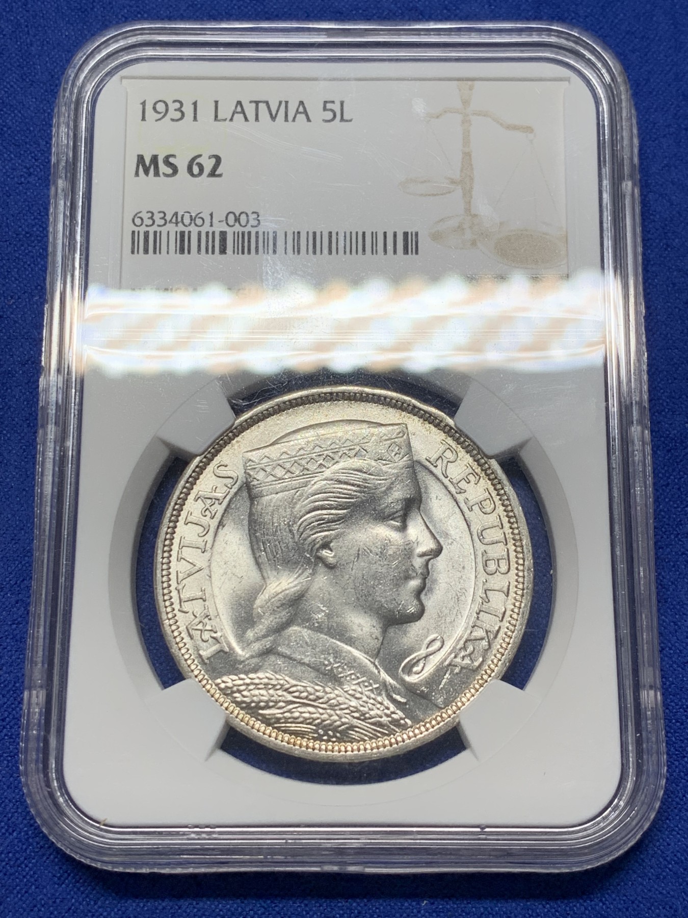 《竞宝斋》第208场-周日，周一 2场 (全场包邮) NGC-MS62 拉脱维亚1931年5拉特美女大银币 全新转光 外拍热门品种 价格洼地