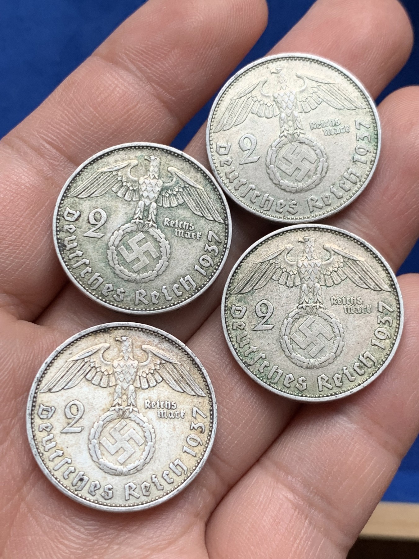 《竞宝斋》第208场-周日，周一 2场 (全场包邮) 4枚一组 德国1937年二战期间流通品相2马克银币