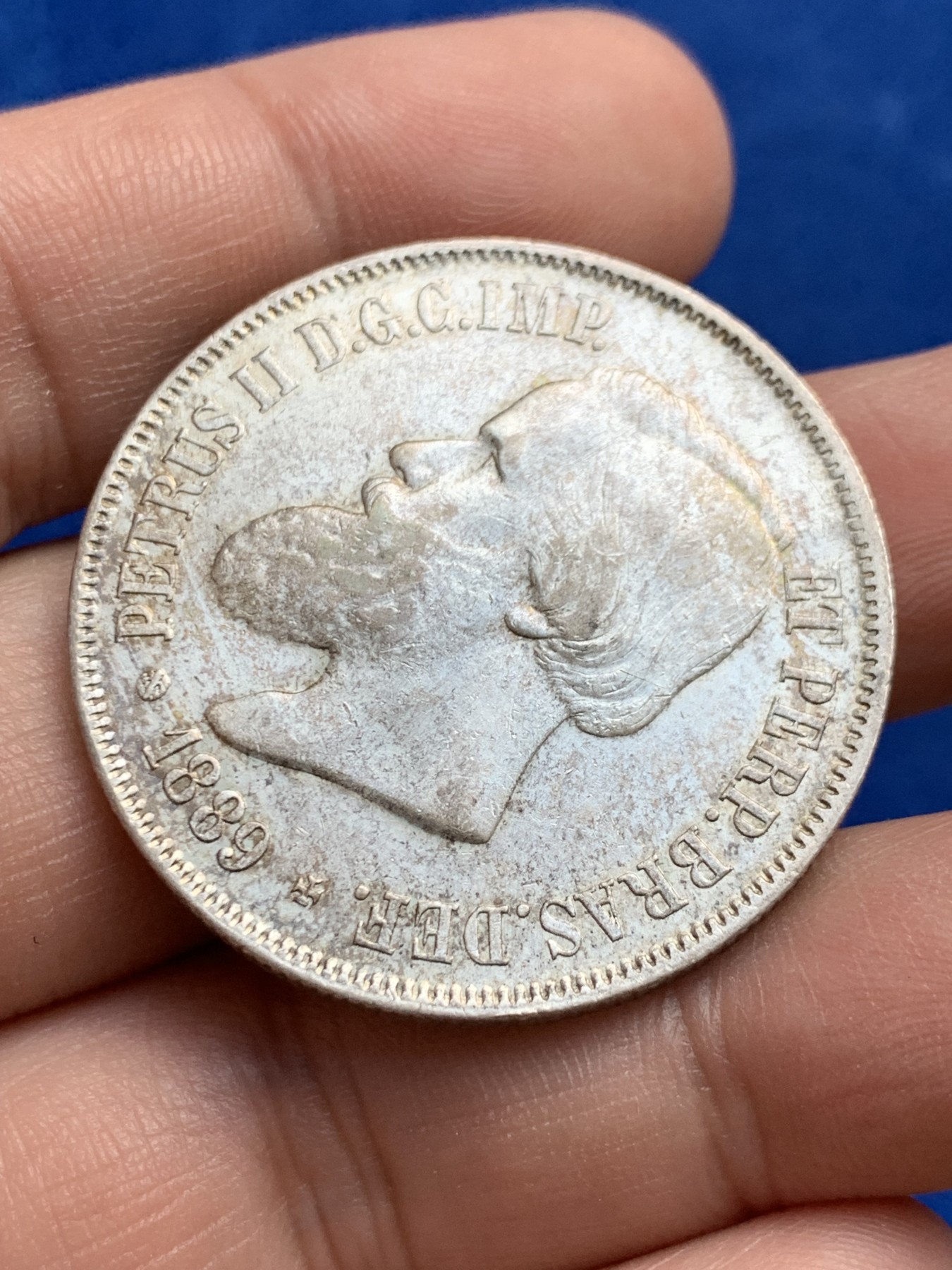 《竞宝斋》第208场-周日，周一 2场 (全场包邮) 巴西1889 2000瑞斯大银币 unc品相 会洗的可送评