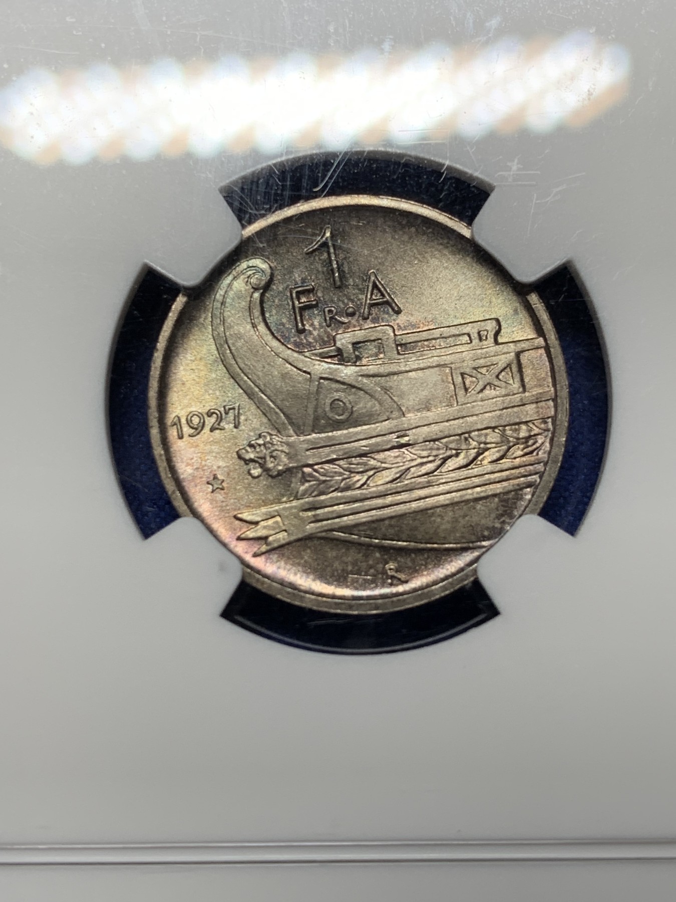 《竞宝斋》第208场-周日，周一 2场 (全场包邮) NGC MS65 阿尔巴尼亚 1927 女神1弗朗 银币 稀缺品种 双面五彩包浆 外拍热门品种 流通币 发行量只有10万枚