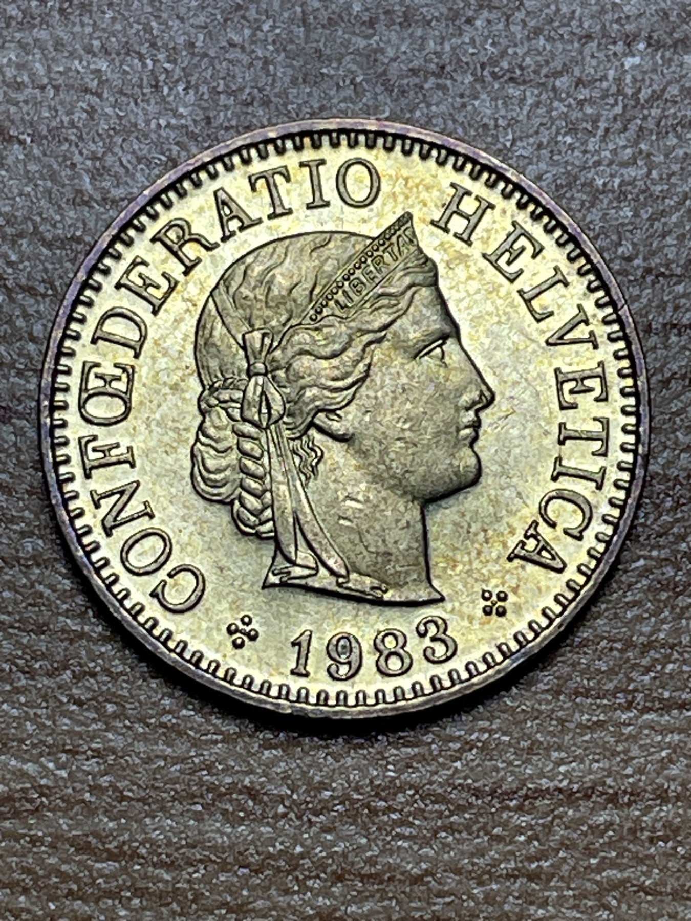 神仙姐姐散币专场第三期（无佣金，预留一期） 1983年瑞士5生丁黄铜美品