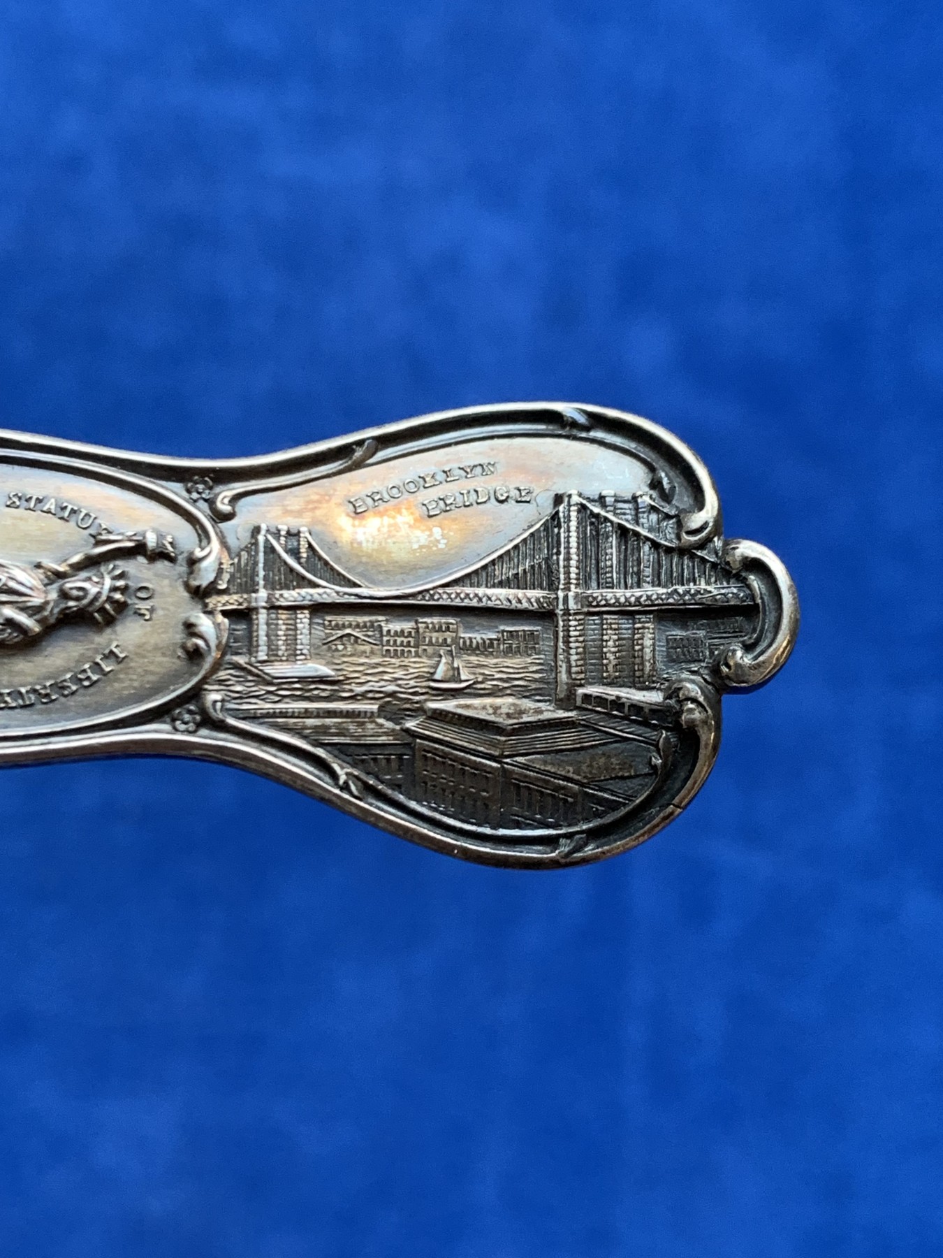 《竞宝斋》第208场-周日，周一 2场 (全场包邮) 古董艺术银勺 S925 纽约旅游 15cm 19.7g