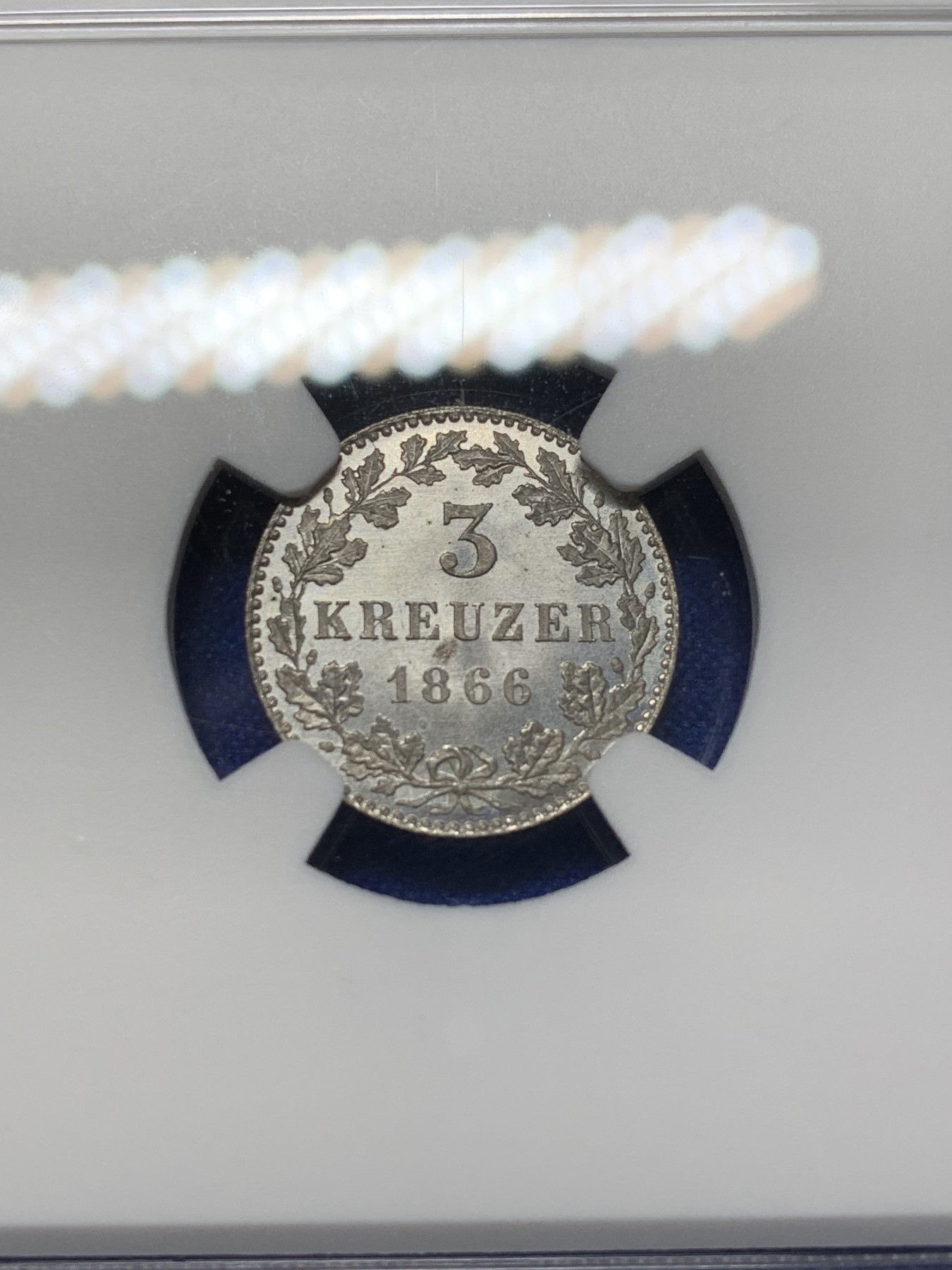 《竞宝斋》第208场-周日，周一 2场 (全场包邮) 两枚一组 NGC-MS65 法兰克福1866年1克鲁泽、3克鲁泽银币一对，高分难得 十分漂亮