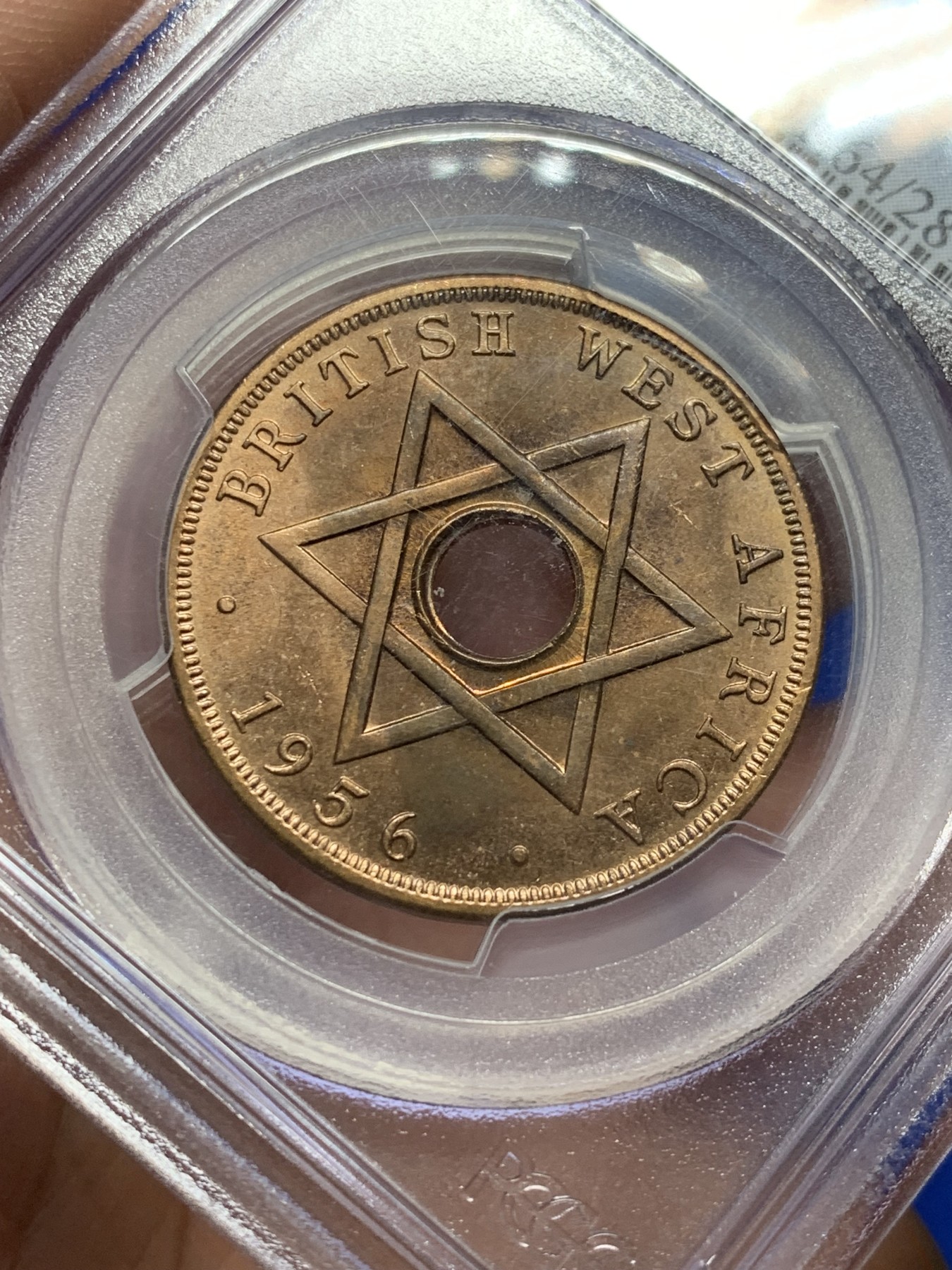 《竞宝斋》第208场-周日，周一 2场 (全场包邮) PCGS-MS64RB 英属西非 1956KN伊丽莎白二世1便士铜币  唯一冠军分！