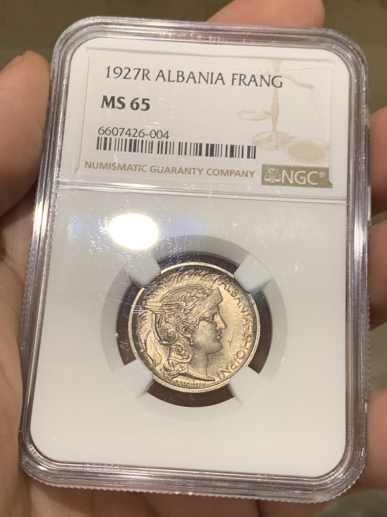 《竞宝斋》第208场-周日，周一 2场 (全场包邮) NGC MS65 阿尔巴尼亚 1927 女神1弗朗 银币 稀缺品种 双面五彩包浆 外拍热门品种 流通币 发行量只有10万枚