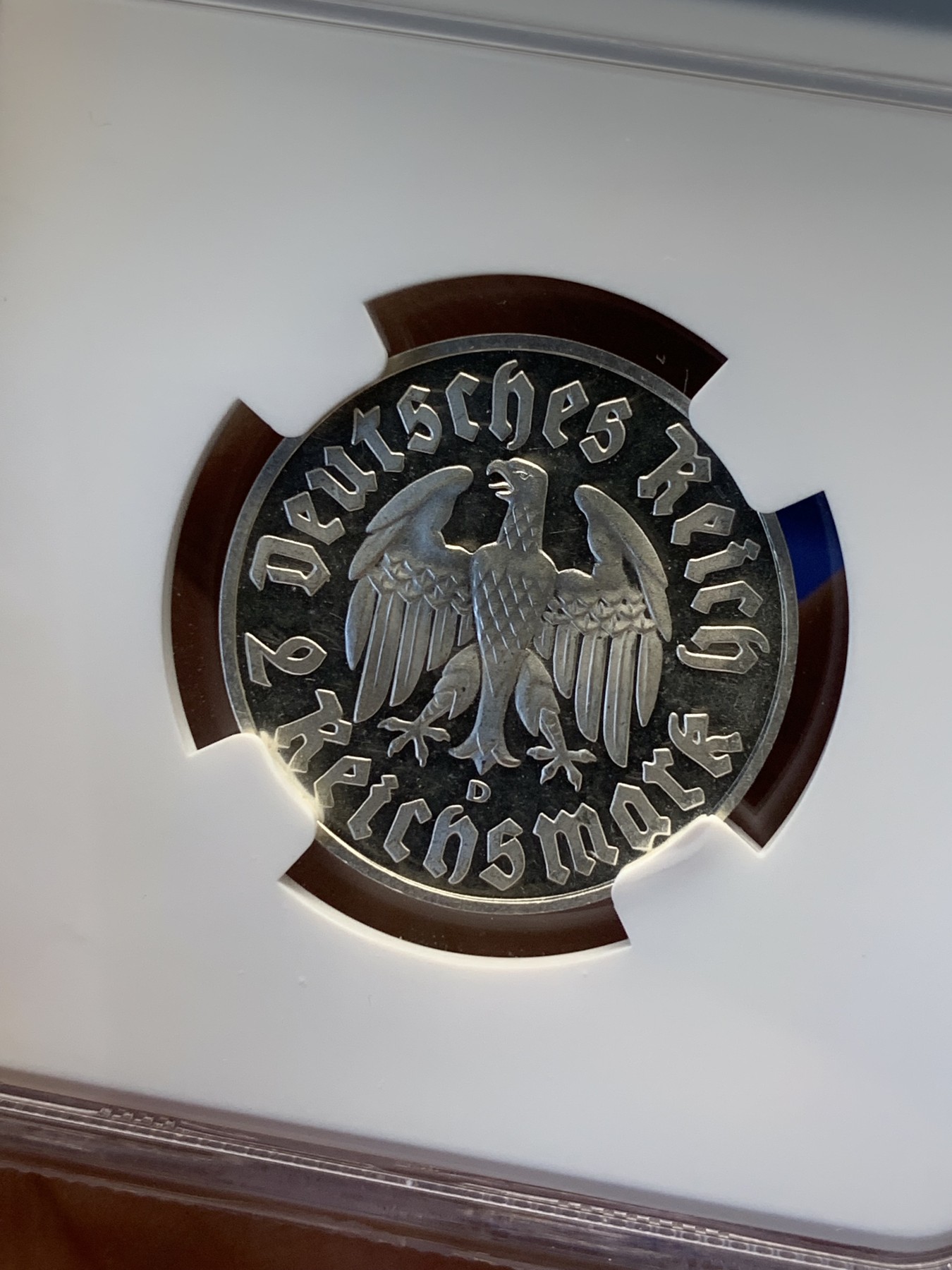 《竞宝斋》第208场-周日，周一 2场 (全场包邮) NGC-PF65高分 德国1933年马丁路德2马克精制银币 德三中极少的品种