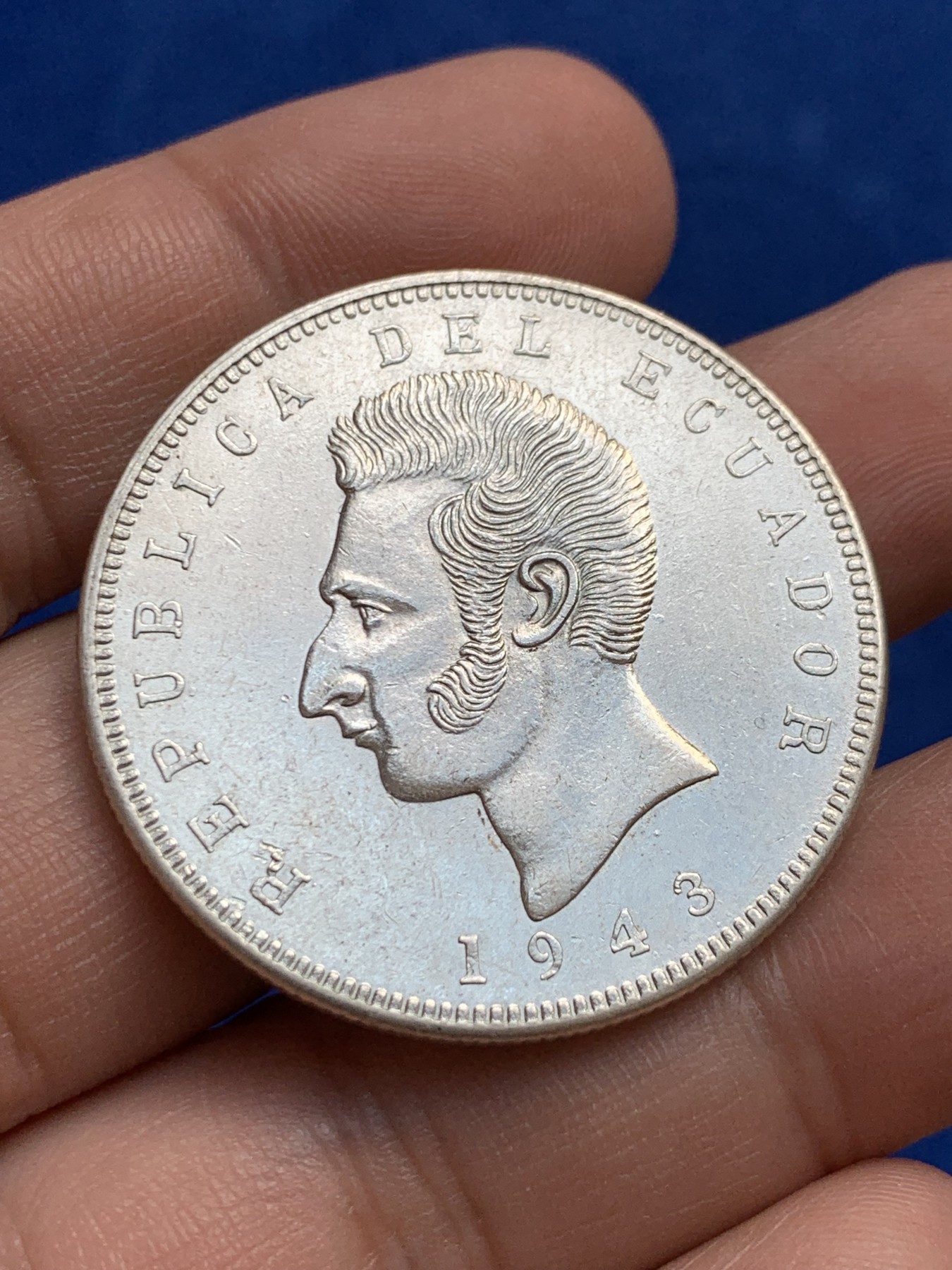 《竞宝斋》第208场-周日，周一 2场 (全场包邮) 厄瓜多尔1943年 苏克雷 大银币