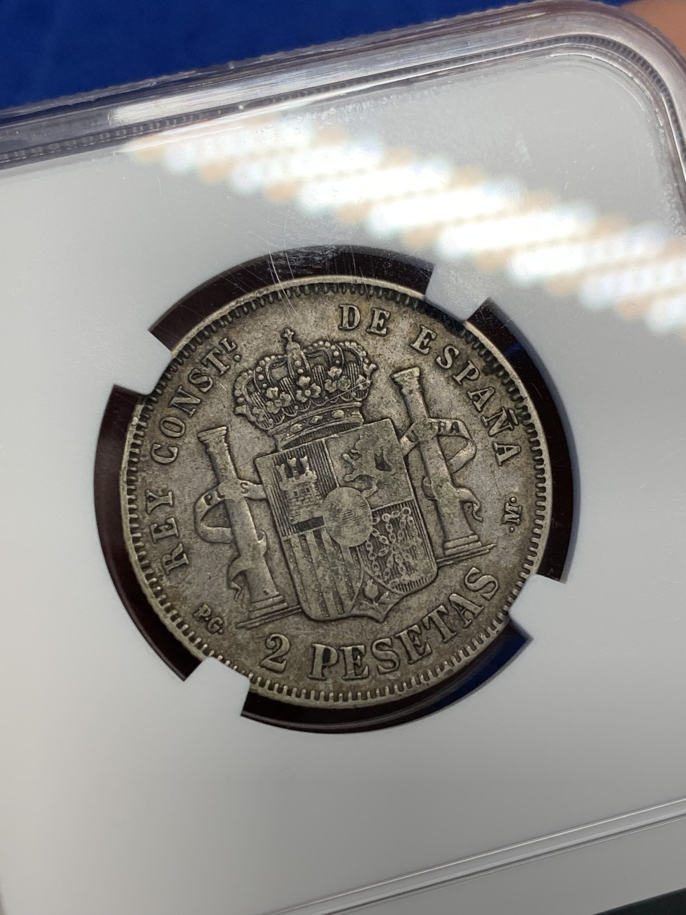 《竞宝斋》第208场-周日，周一 2场 (全场包邮) NGC-XF40 西班牙 1892年阿方索十三世光头版2比塞塔双柱银币 娃娃头 比5比塞塔少不少