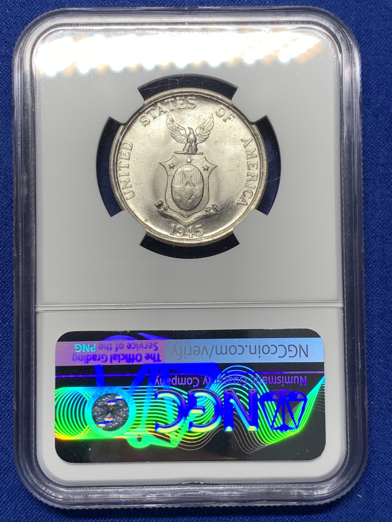 《竞宝斋》第208场-周日，周一 2场 (全场包邮) NGC MS64 美属菲律宾1945打铁女神50分银币 转光强烈