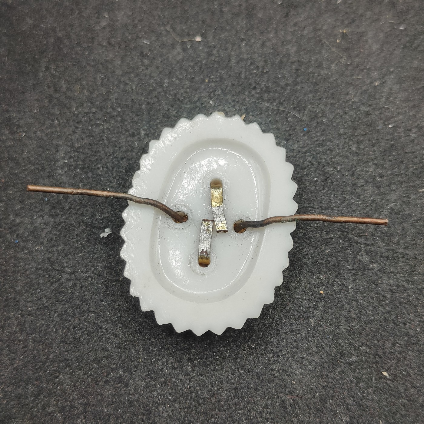 全场0元起拍 第102期 咸鱼国勋章拍卖专场 10月25日（周三）下午6：00开始 保加利亚帽徽