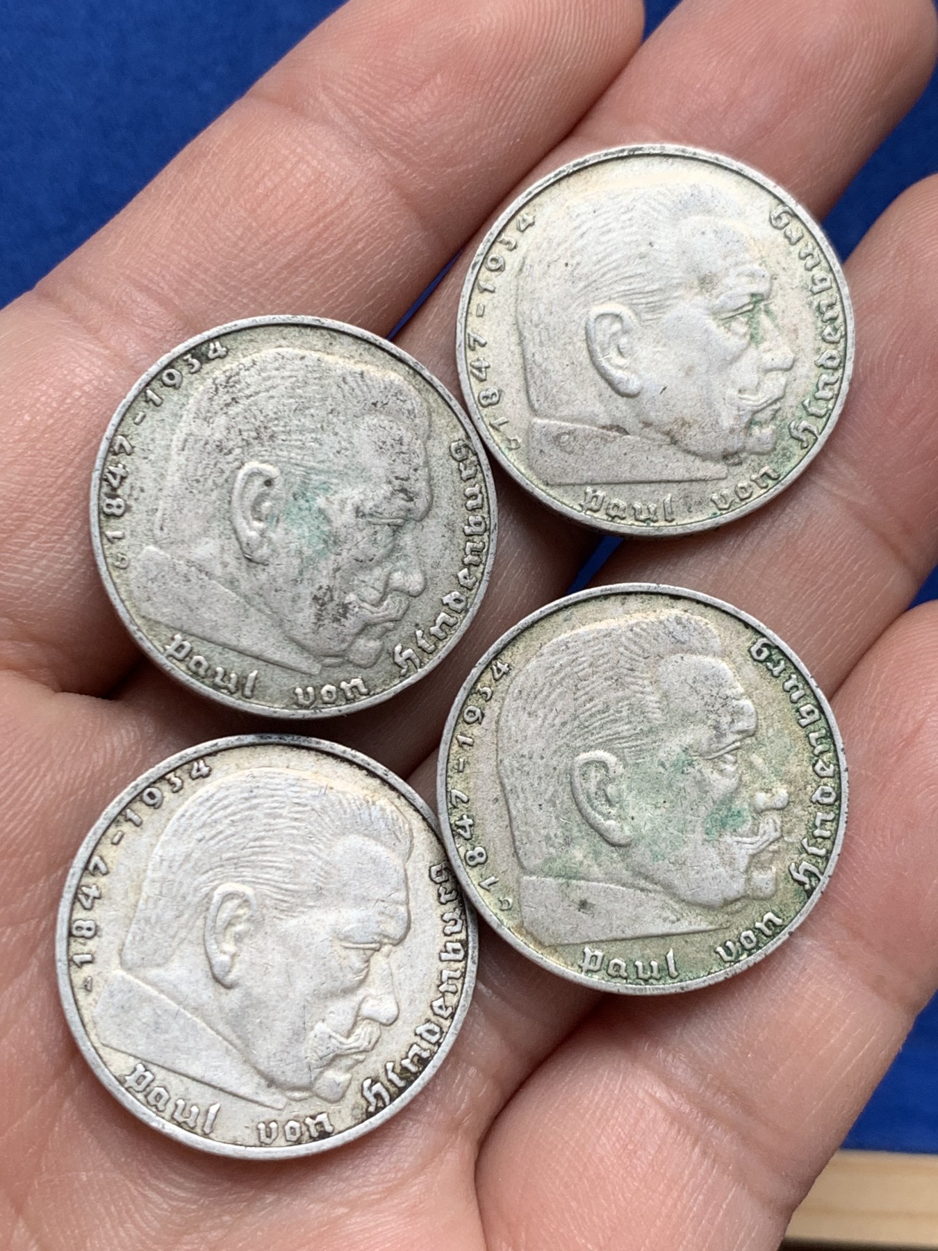 《竞宝斋》第208场-周日，周一 2场 (全场包邮) 4枚一组 德国1937年二战期间流通品相2马克银币