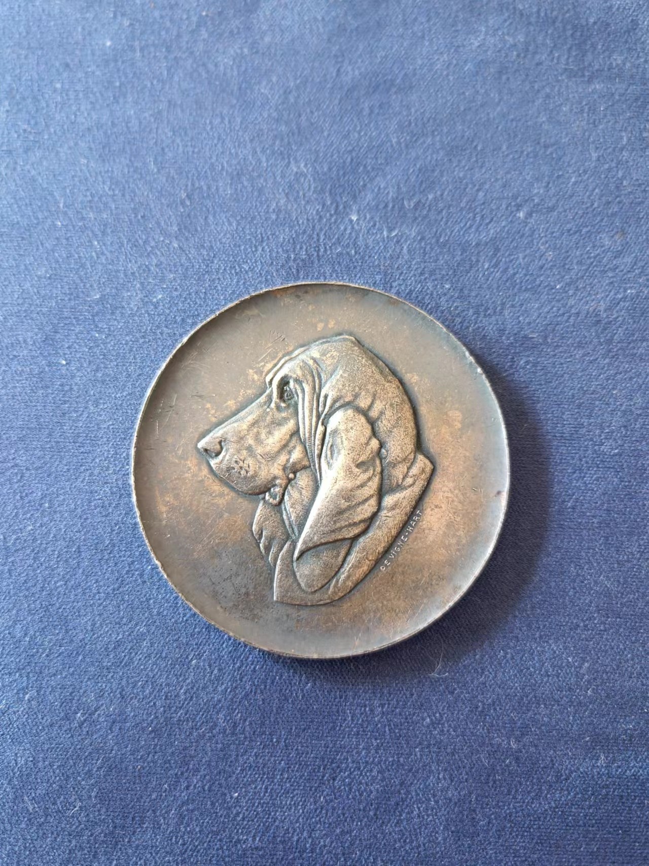 外国章牌第十八期 比利时猎犬协会银章，45mm30g，实测银章