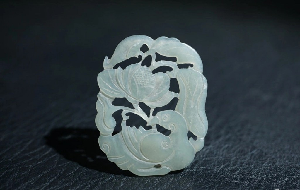 特色精选｜拍卖专场 明清工老和田玉一路连科挂件｜尺寸详见图九