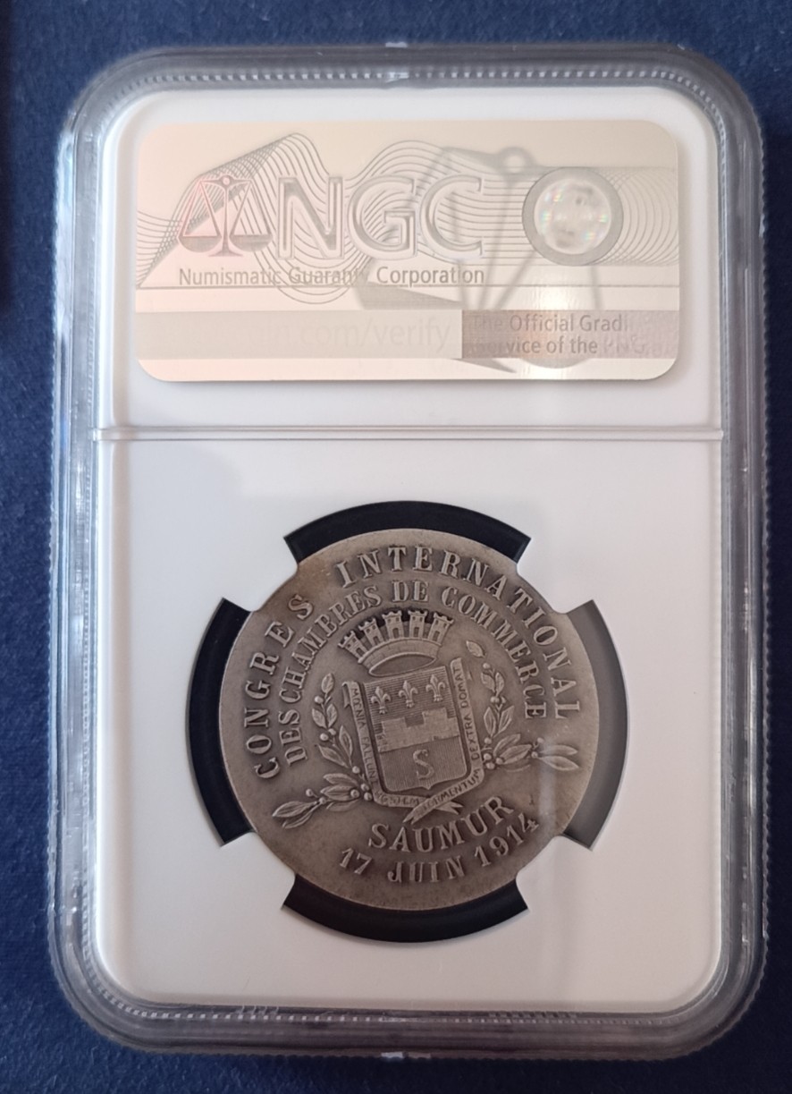 外国章牌第十八期 法国 Saumur 商会 33mm