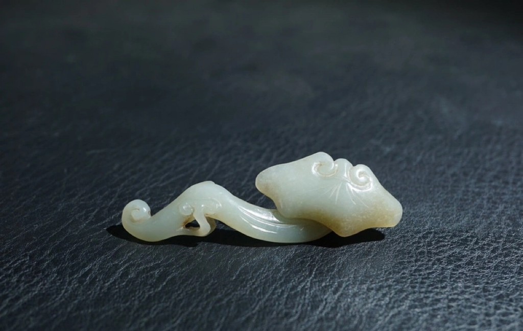 特色精选｜拍卖专场 明清工老和田玉立体工灵芝把件｜尺寸详见图八