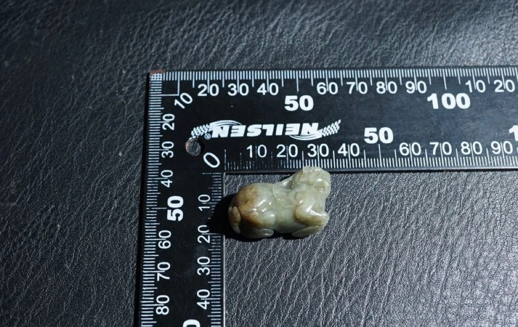 特色精选｜拍卖专场 苏工老和田玉貔貅挂件｜尺寸详见图八