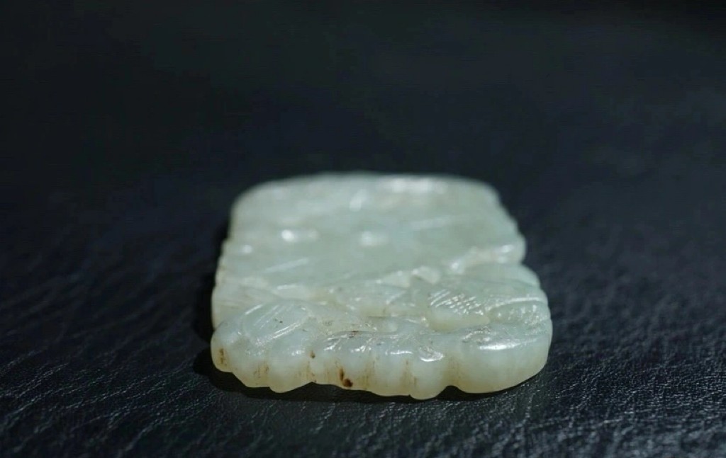 特色精选｜拍卖专场 明清工老和田玉一路连科挂件｜尺寸详见图九