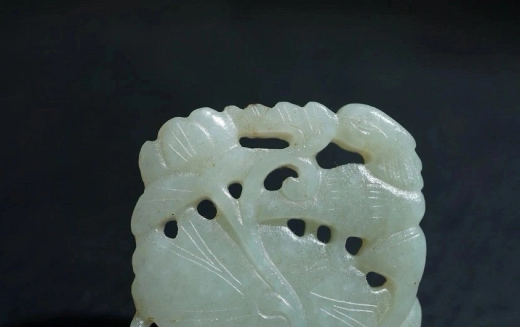 特色精选｜拍卖专场 明清工老和田玉一路连科挂件｜尺寸详见图九